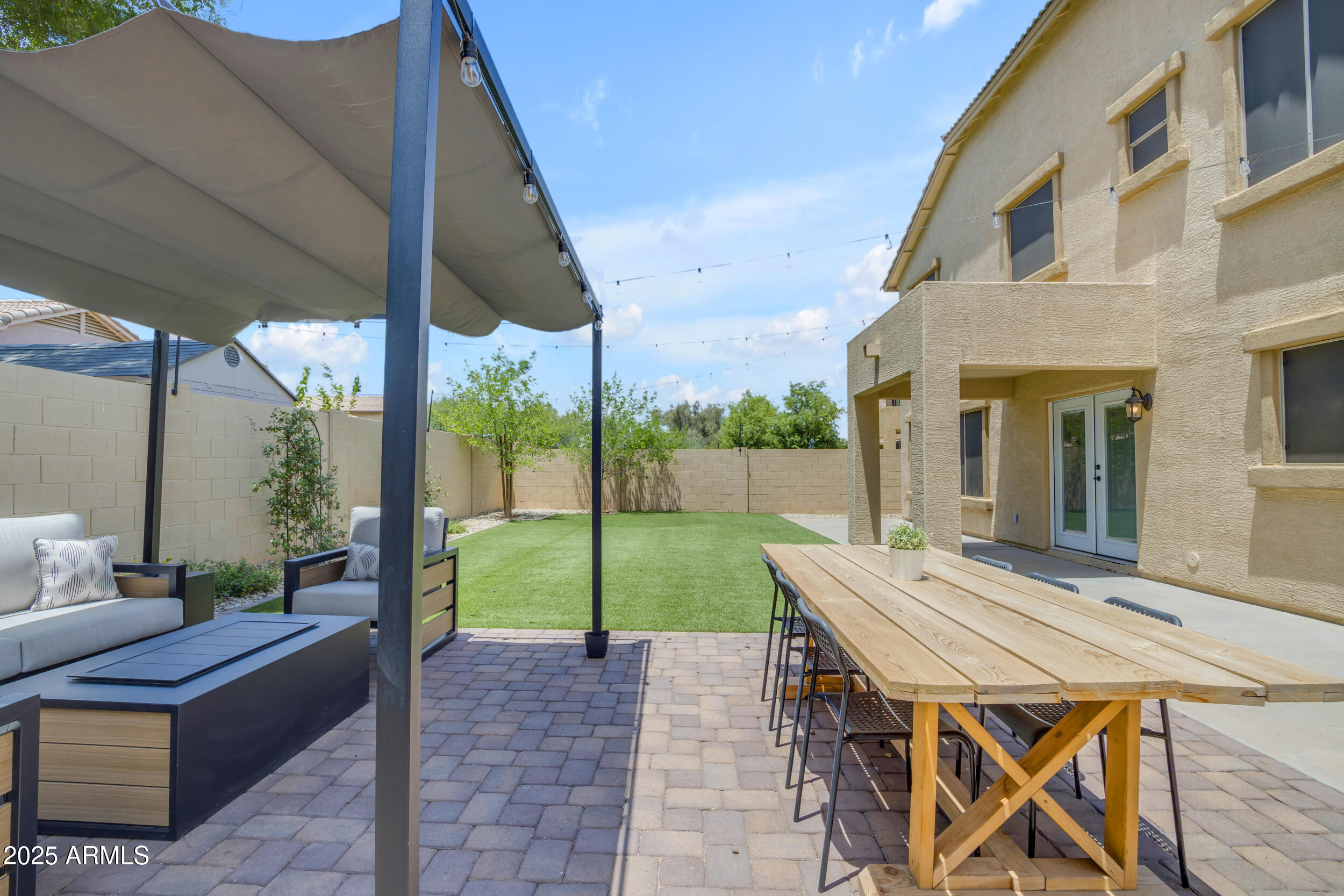 3349 E Flamingo Court