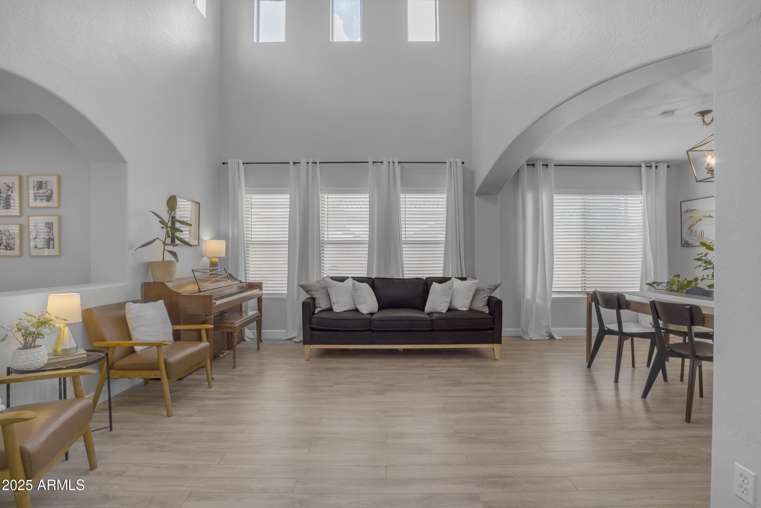 3349 E Flamingo Court