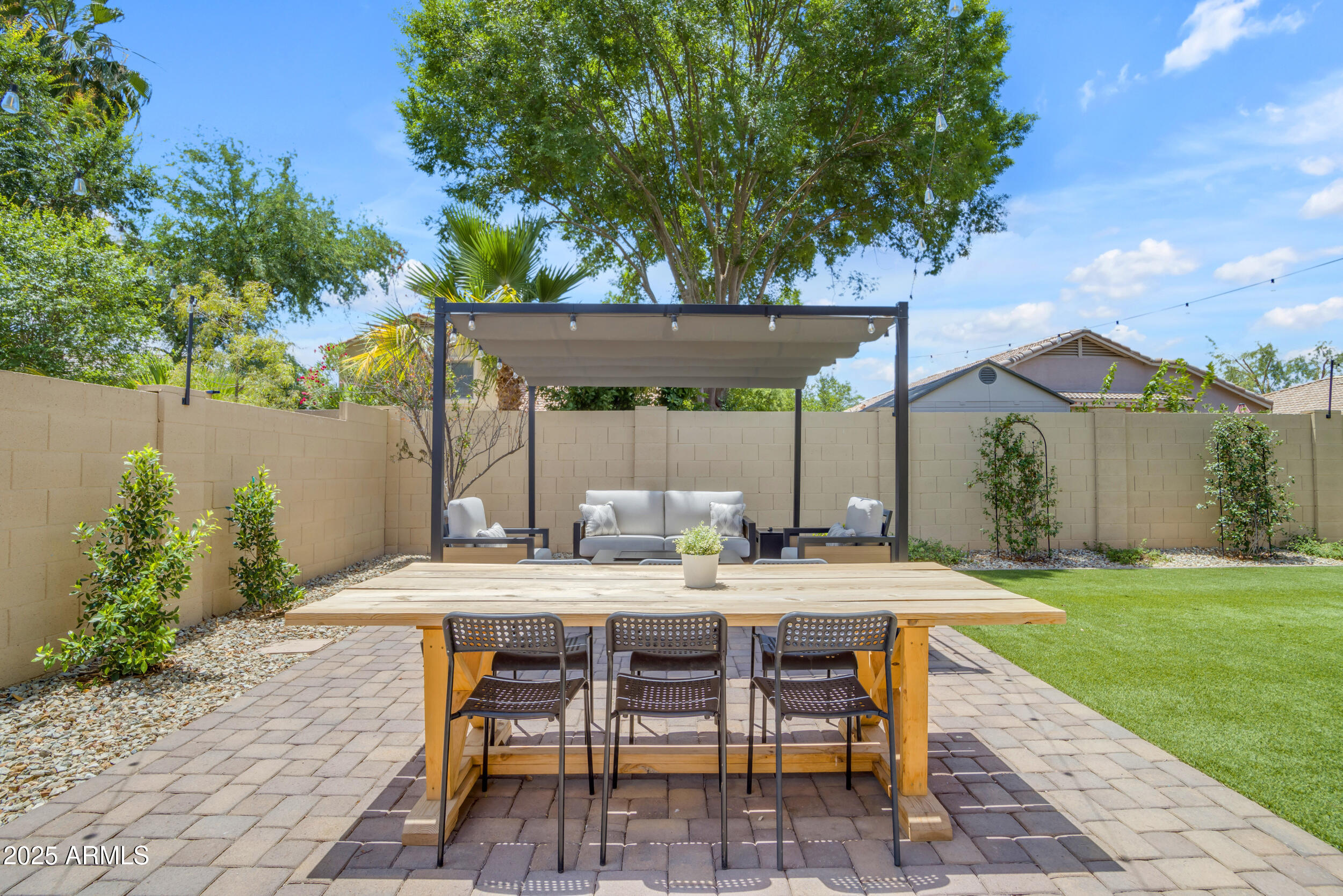 3349 E Flamingo Court