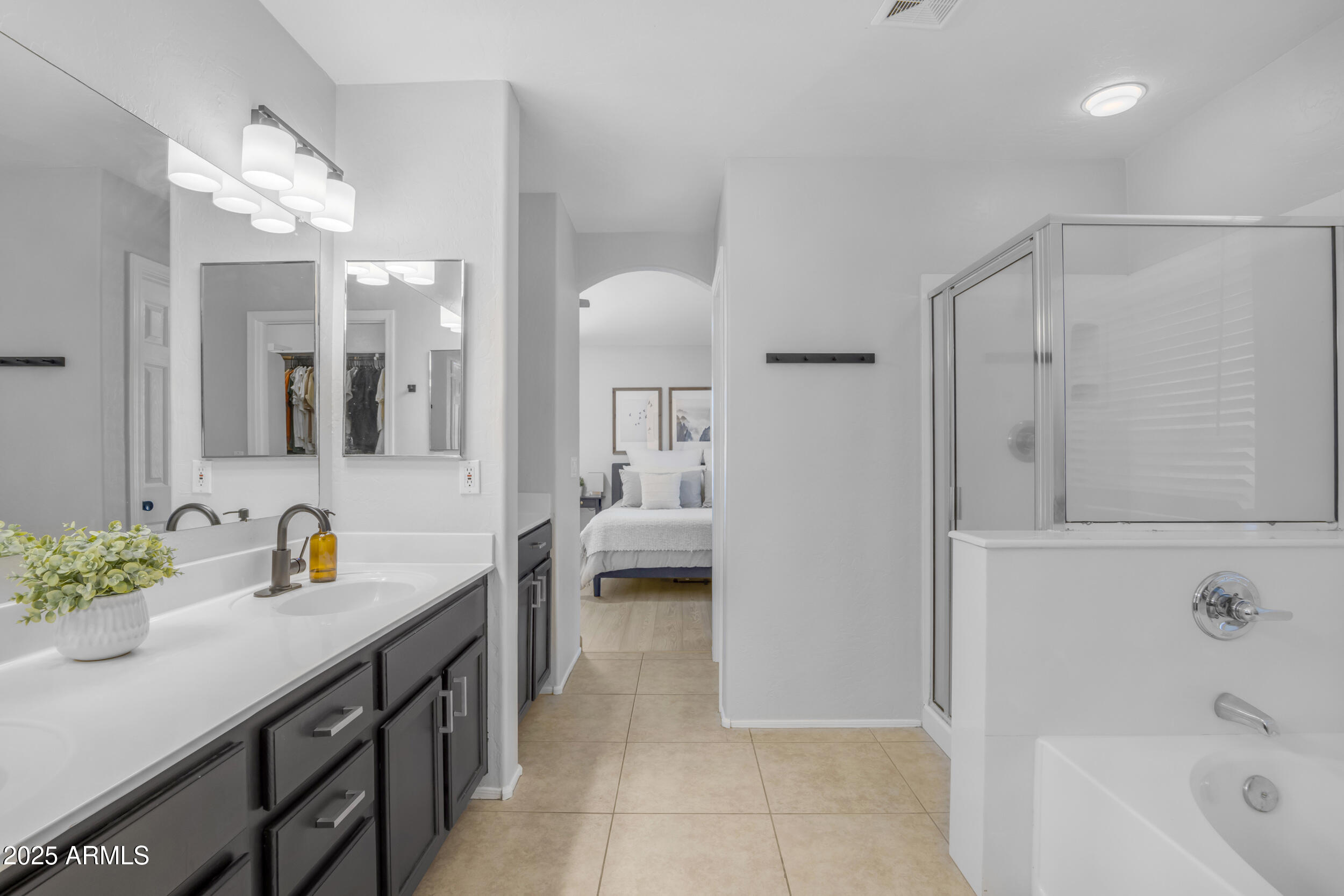 3349 E Flamingo Court