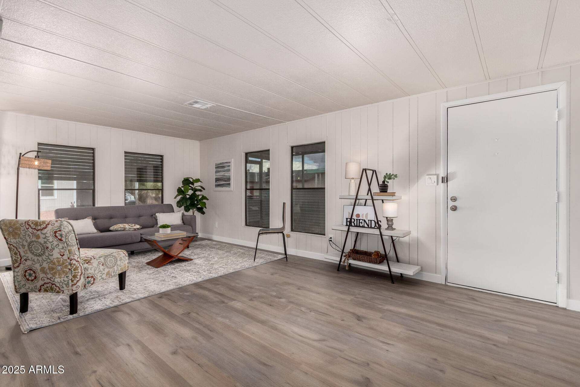 11000 N 91ST Avenue, 101