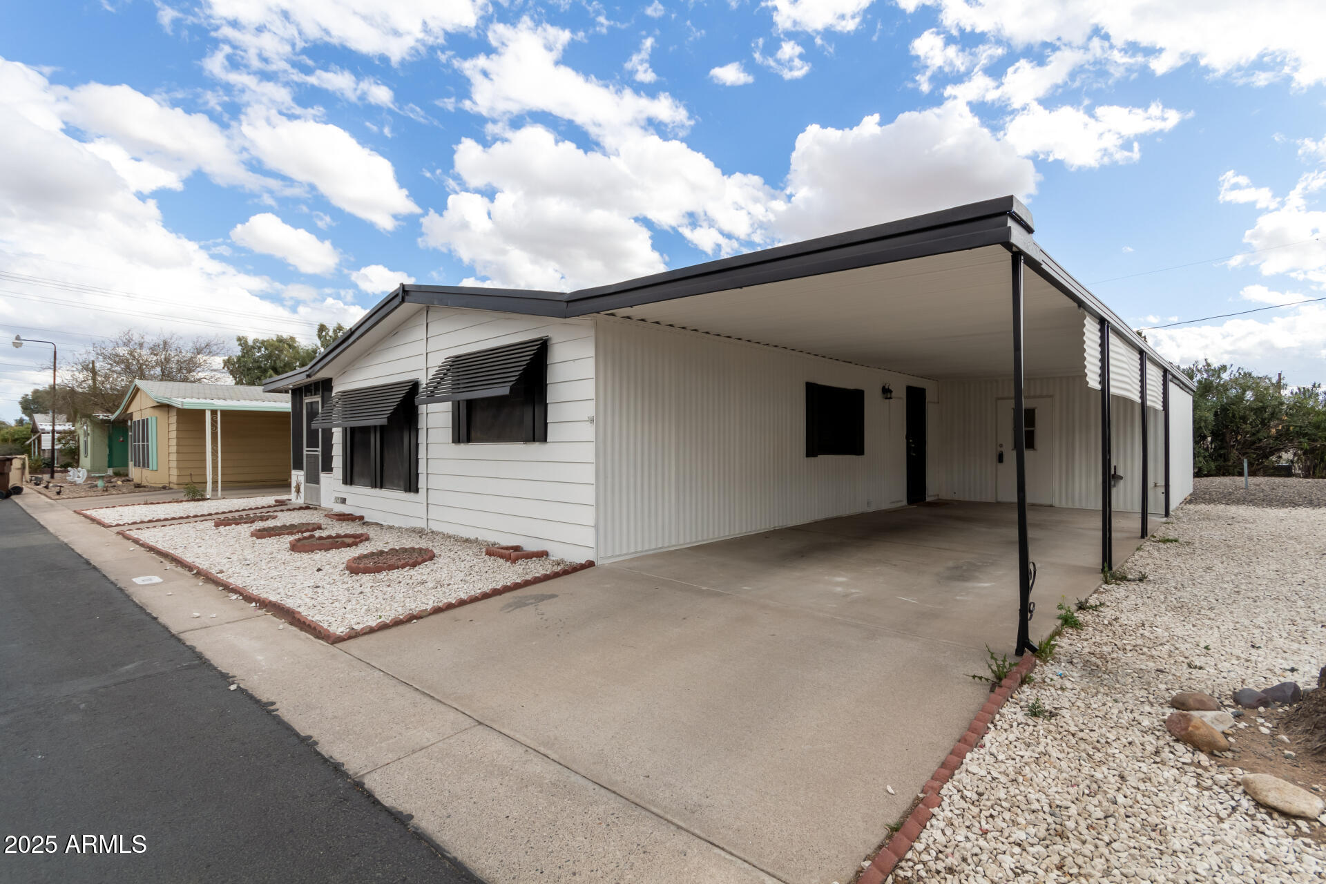 11000 N 91ST Avenue, 101