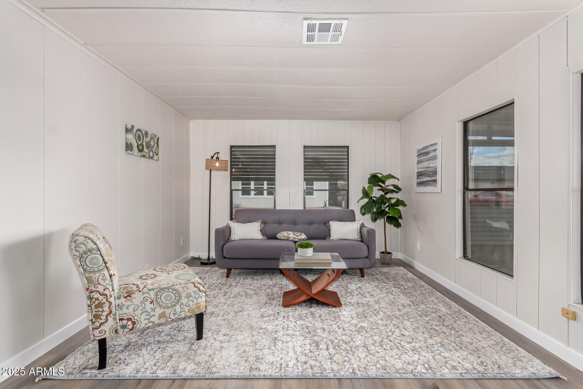 11000 N 91ST Avenue, 101