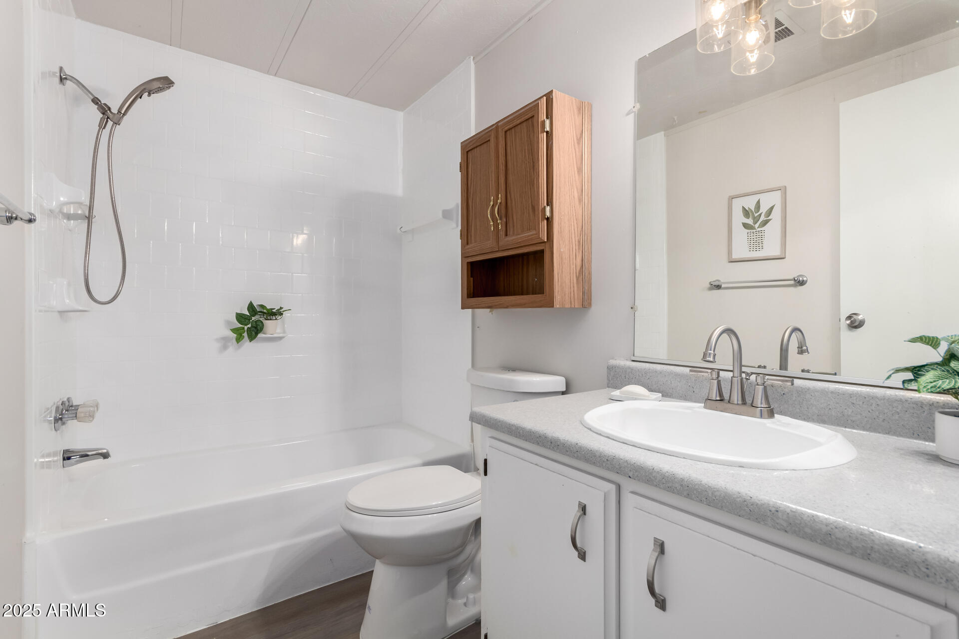 11000 N 91ST Avenue, 101