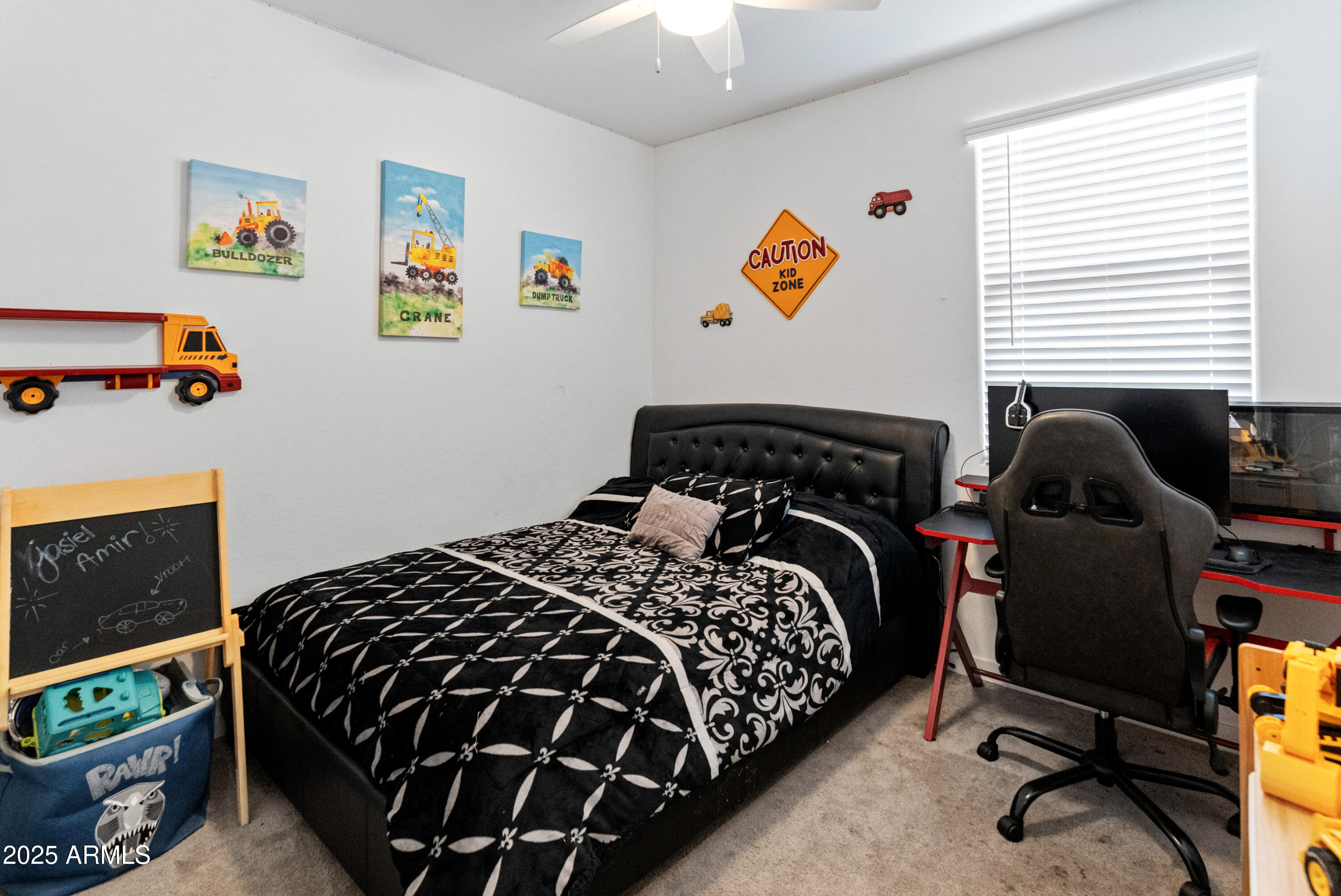 19407 W PIERSON Street