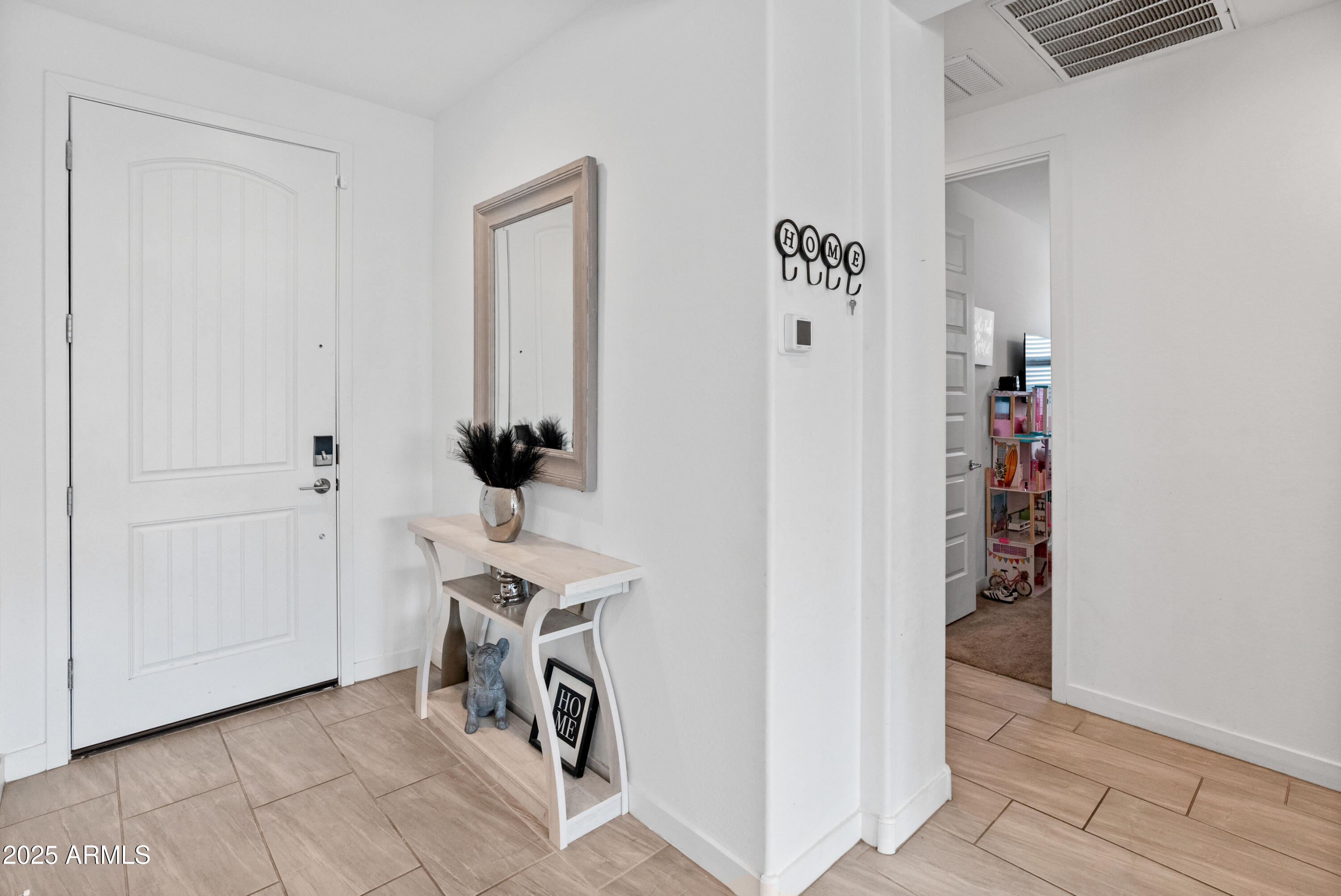 19407 W PIERSON Street