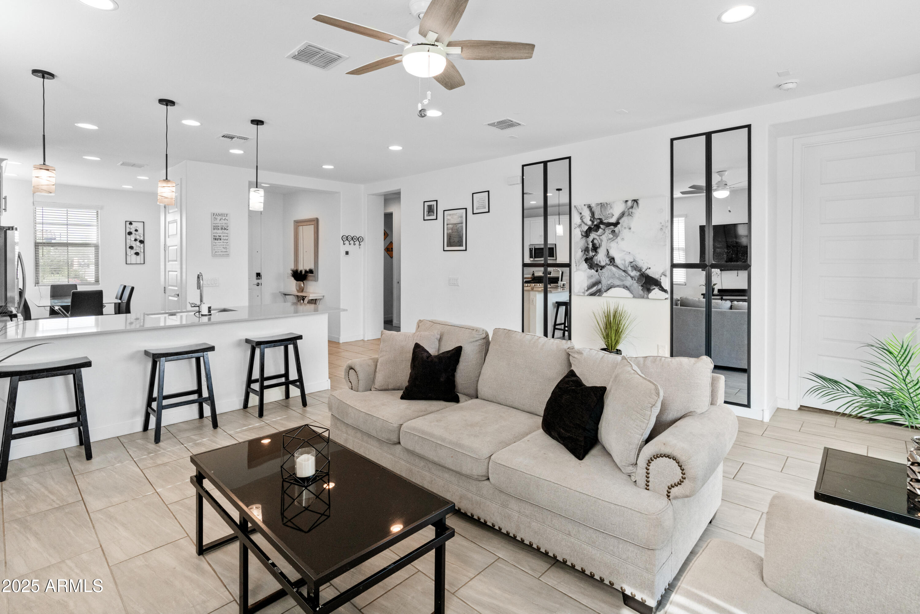 19407 W PIERSON Street