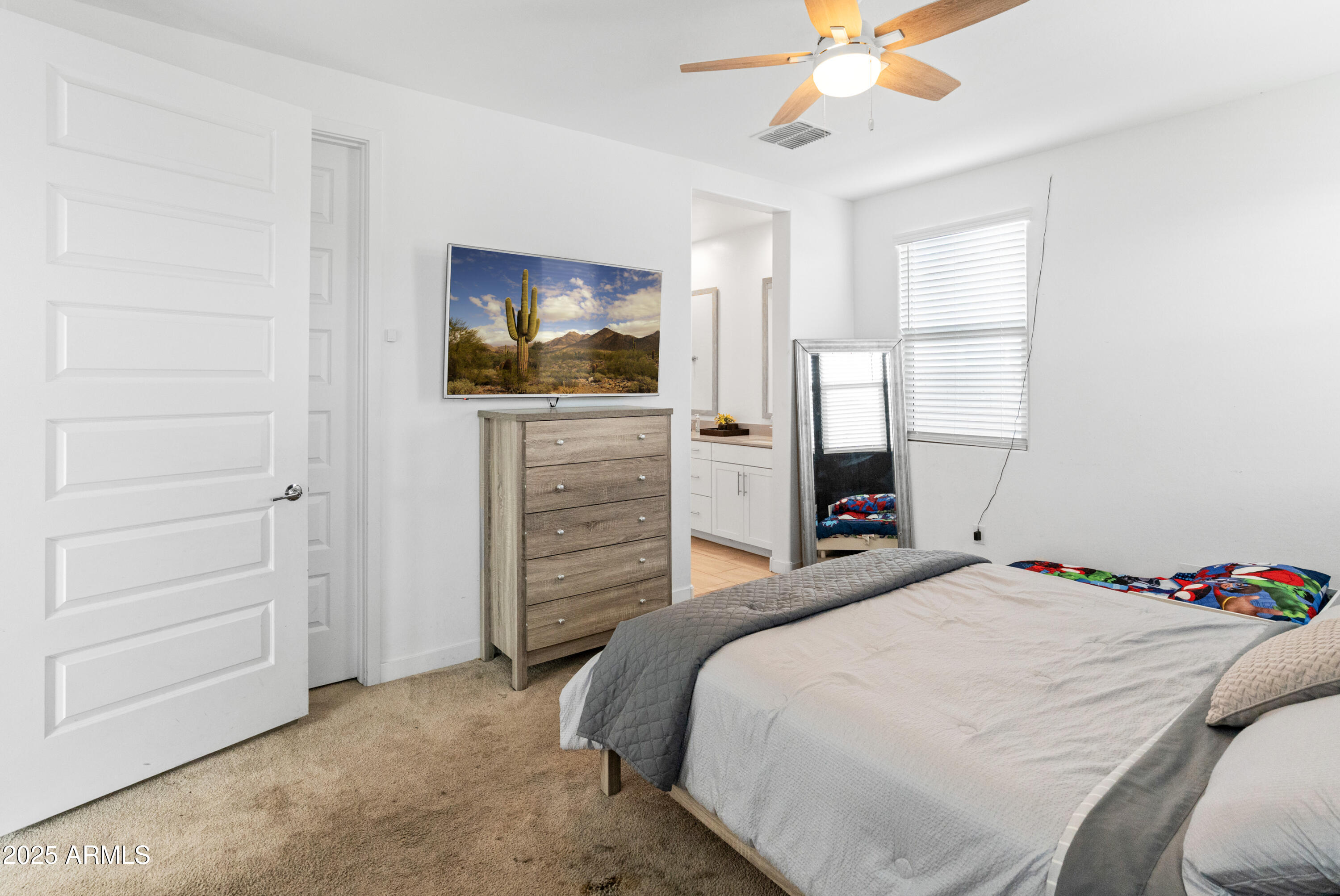 19407 W PIERSON Street