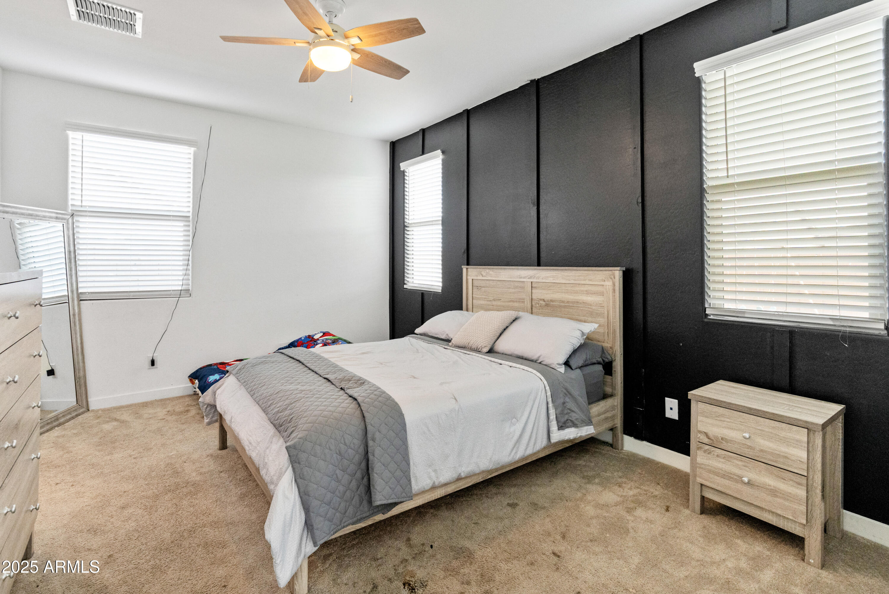 19407 W PIERSON Street