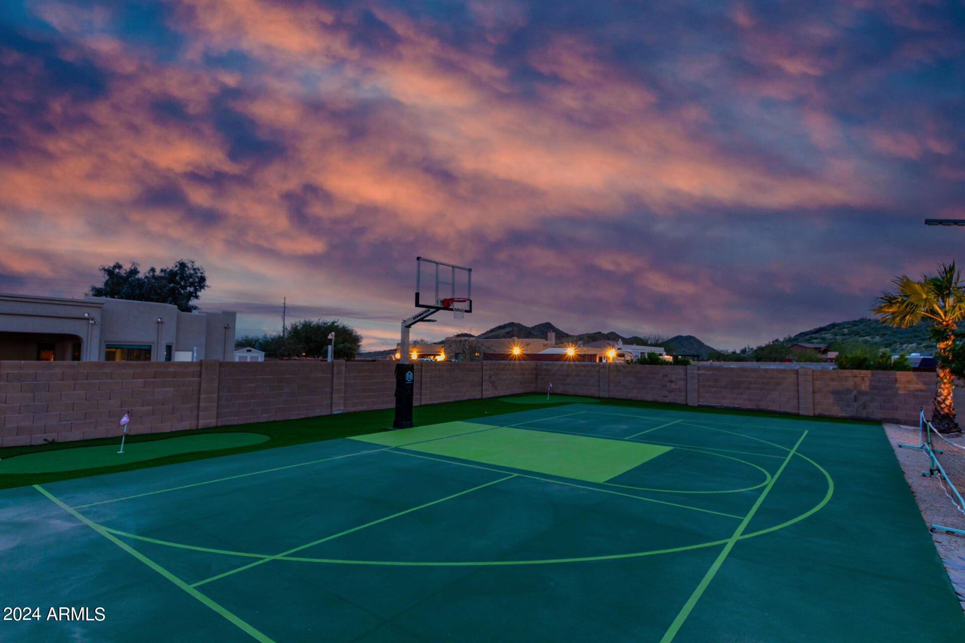 2731 W DESERT RANCH Road