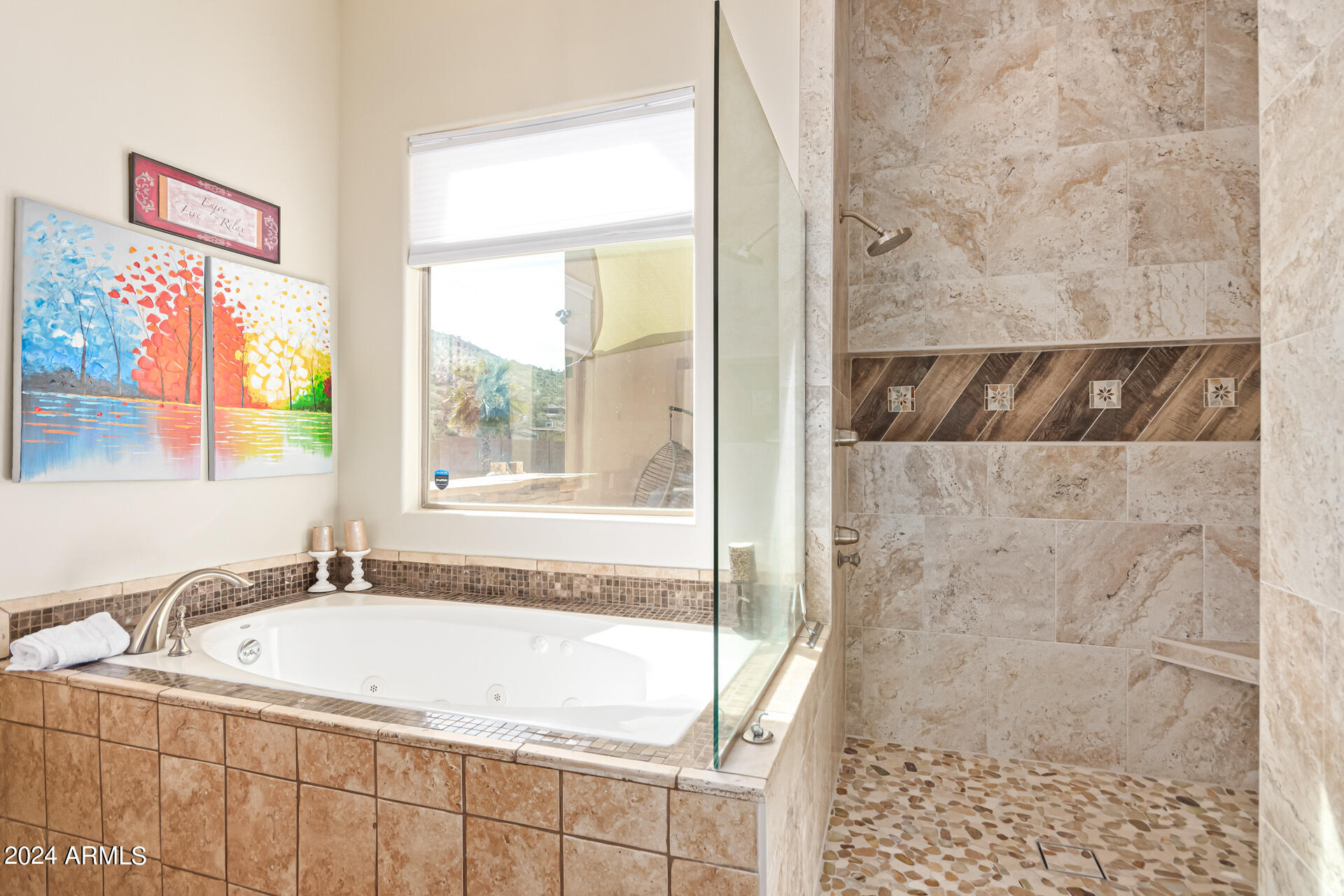 2731 W DESERT RANCH Road