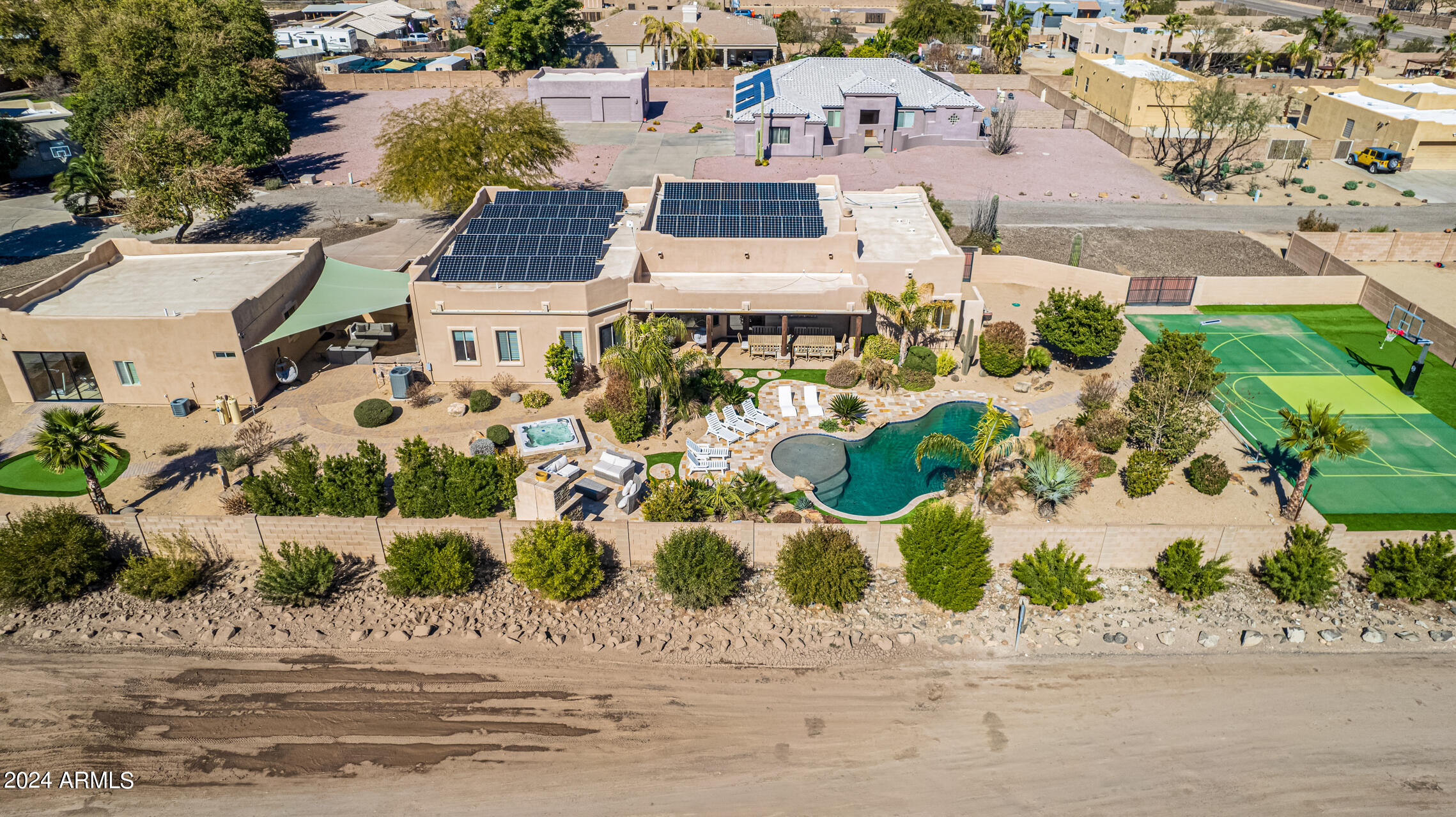 2731 W DESERT RANCH Road