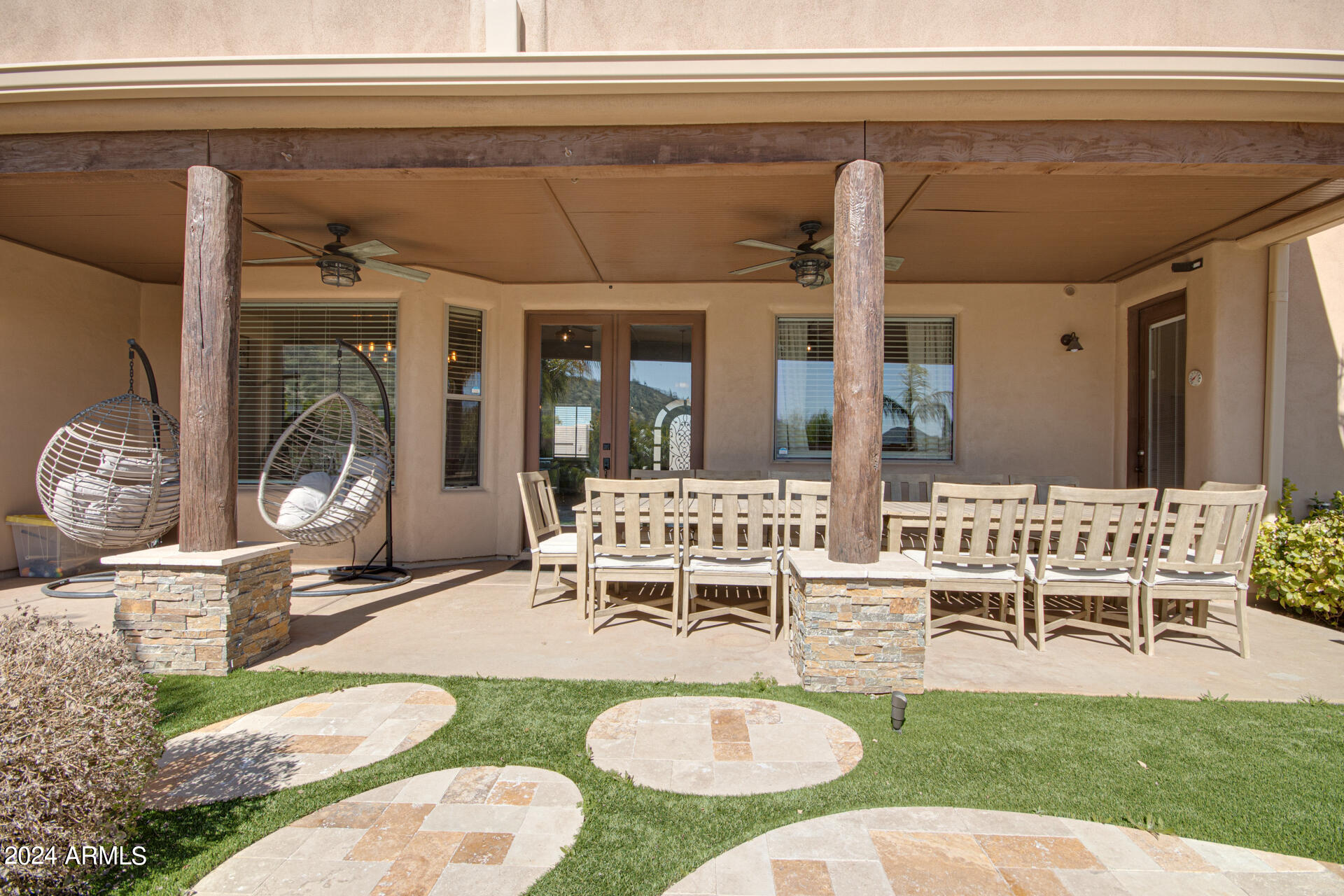 2731 W DESERT RANCH Road