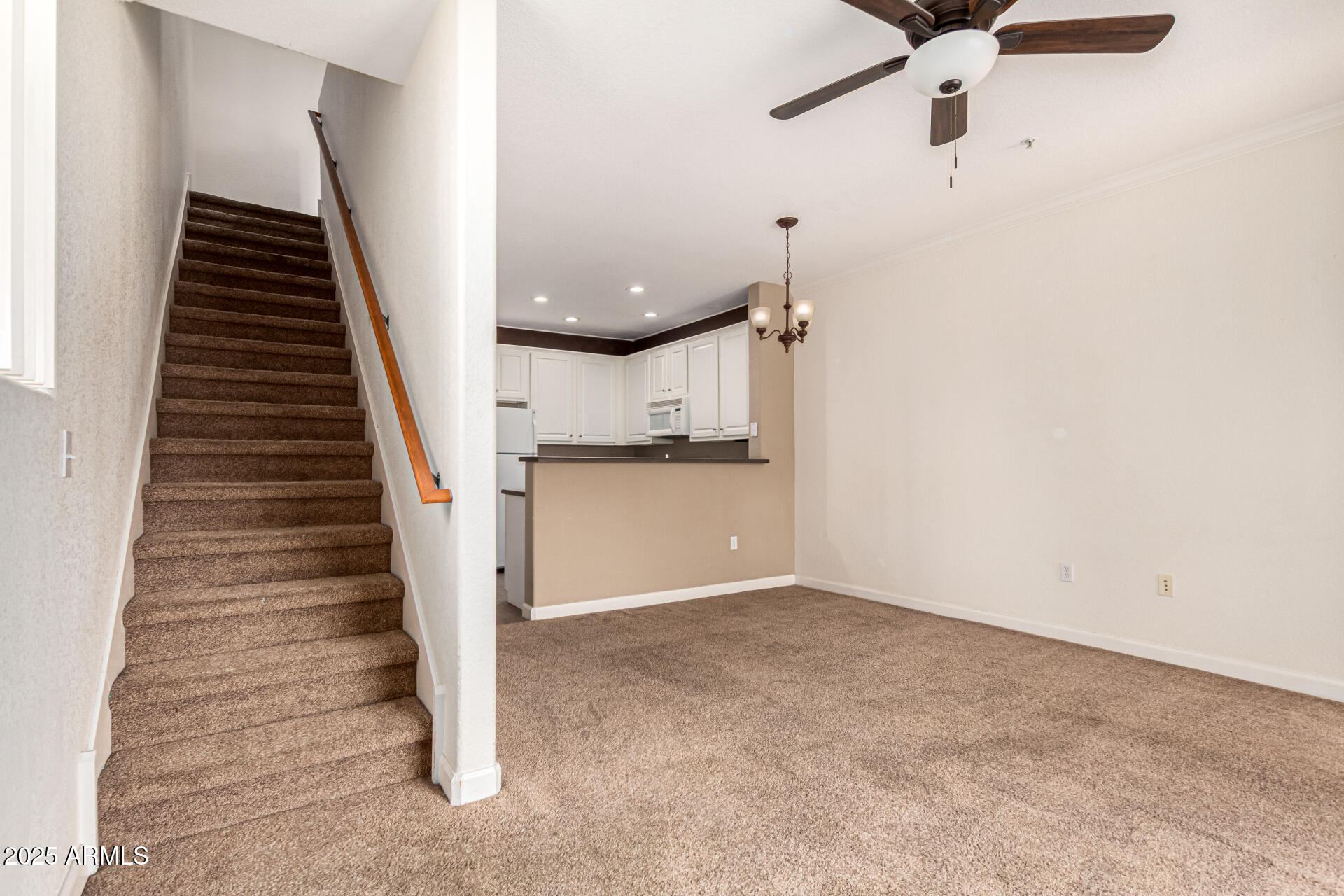 4455 E PARADISE VILLAGE Parkway S, 1057