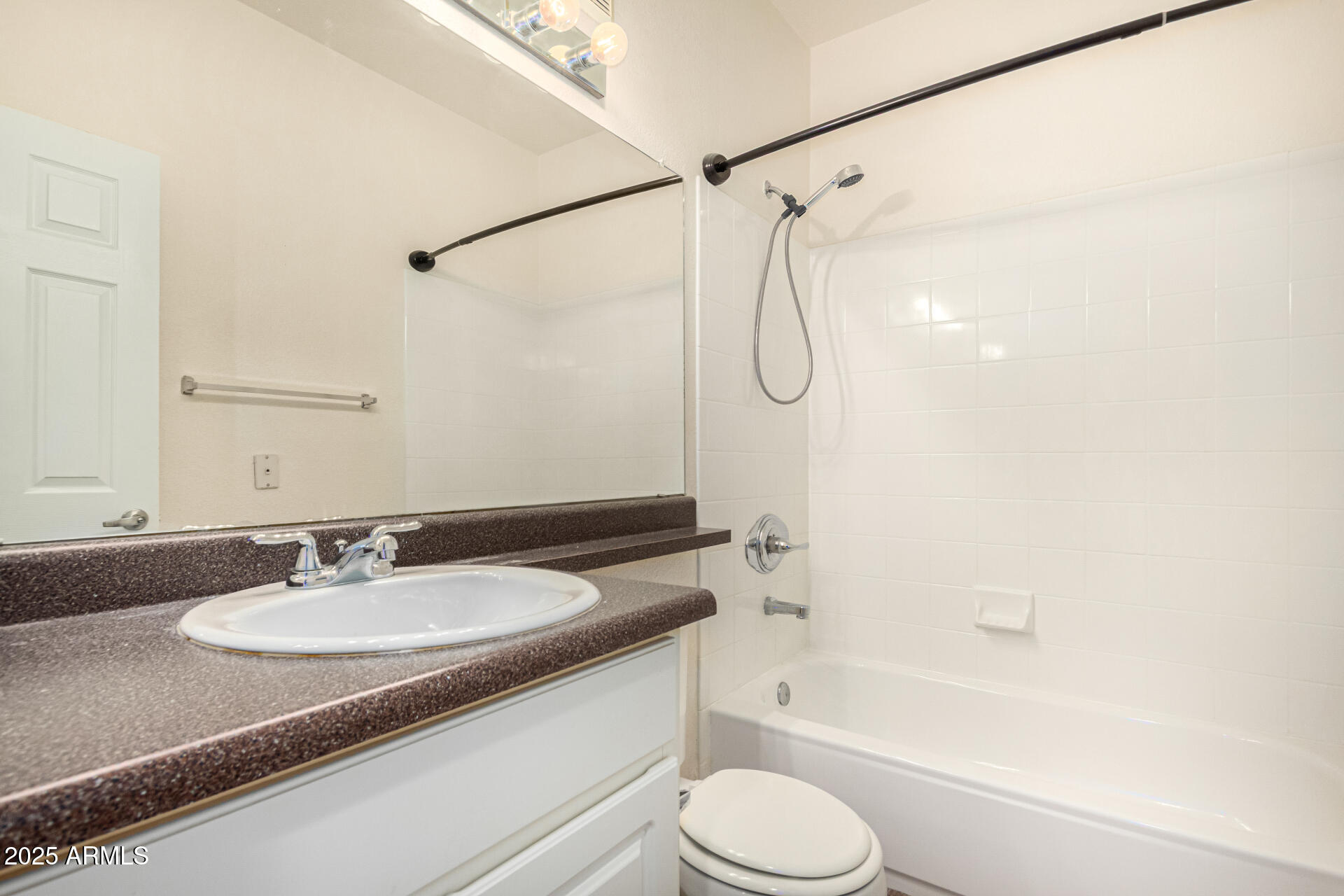 4455 E PARADISE VILLAGE Parkway S, 1057