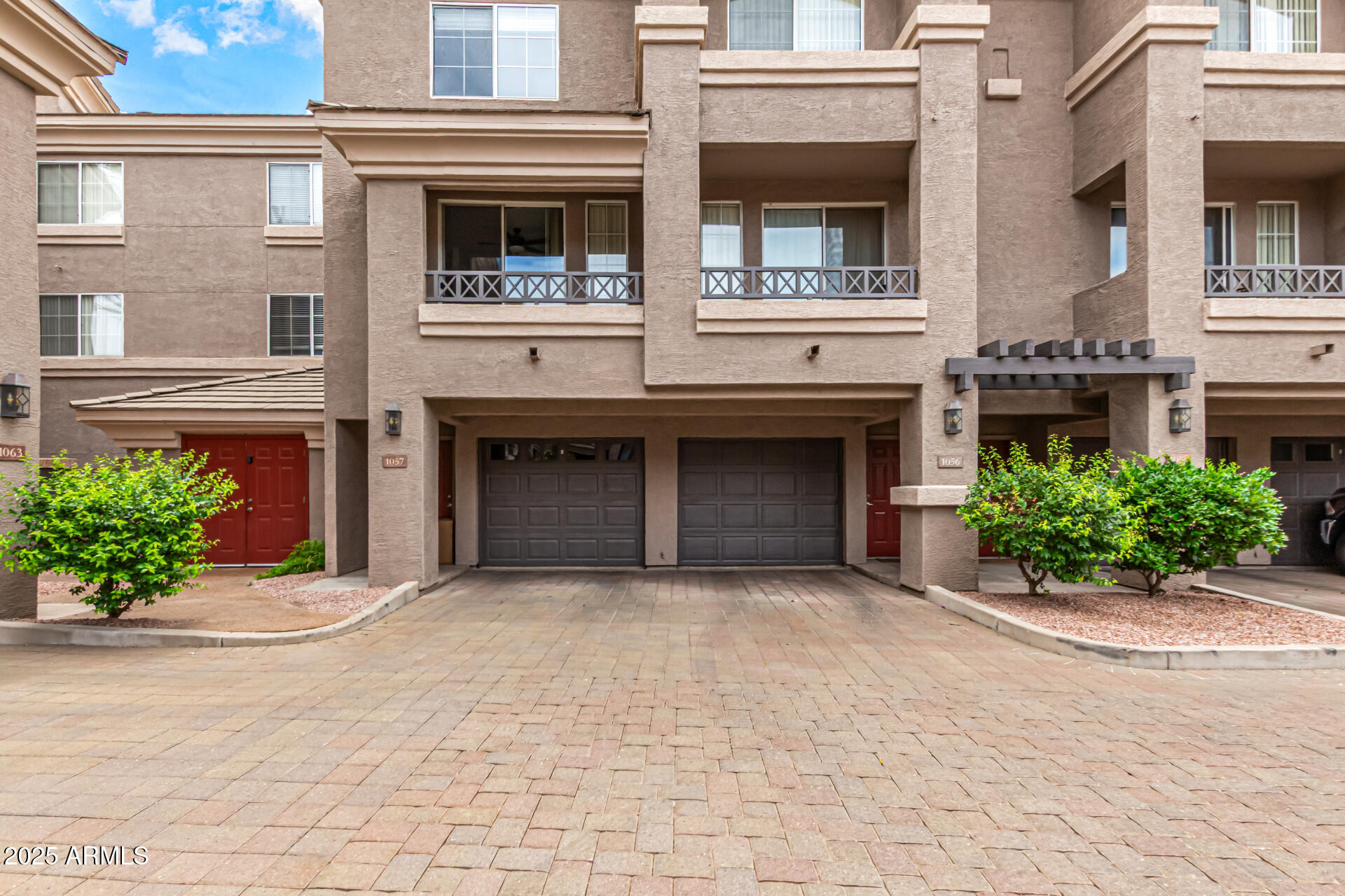 4455 E PARADISE VILLAGE Parkway S, 1057