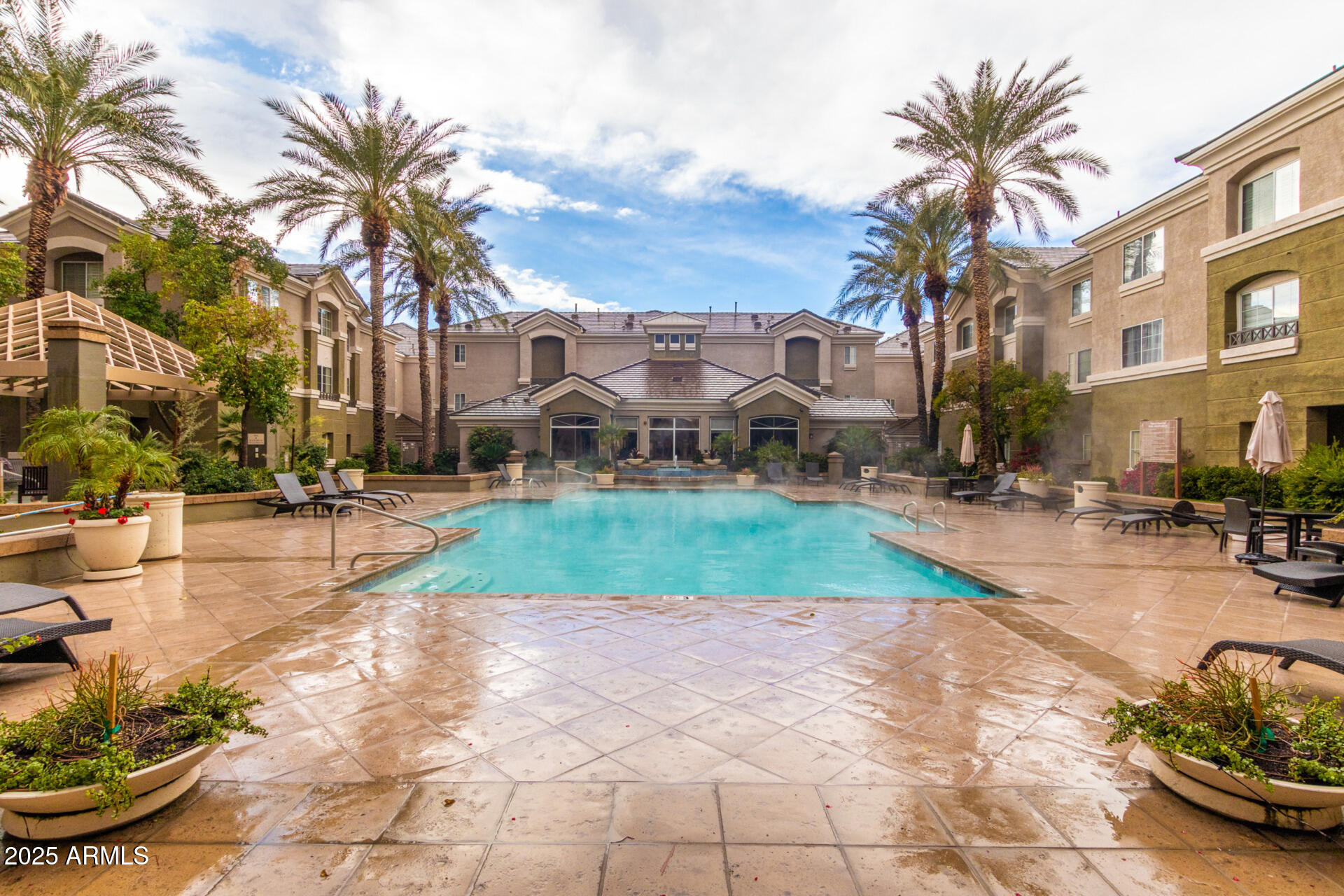 4455 E PARADISE VILLAGE Parkway S, 1057