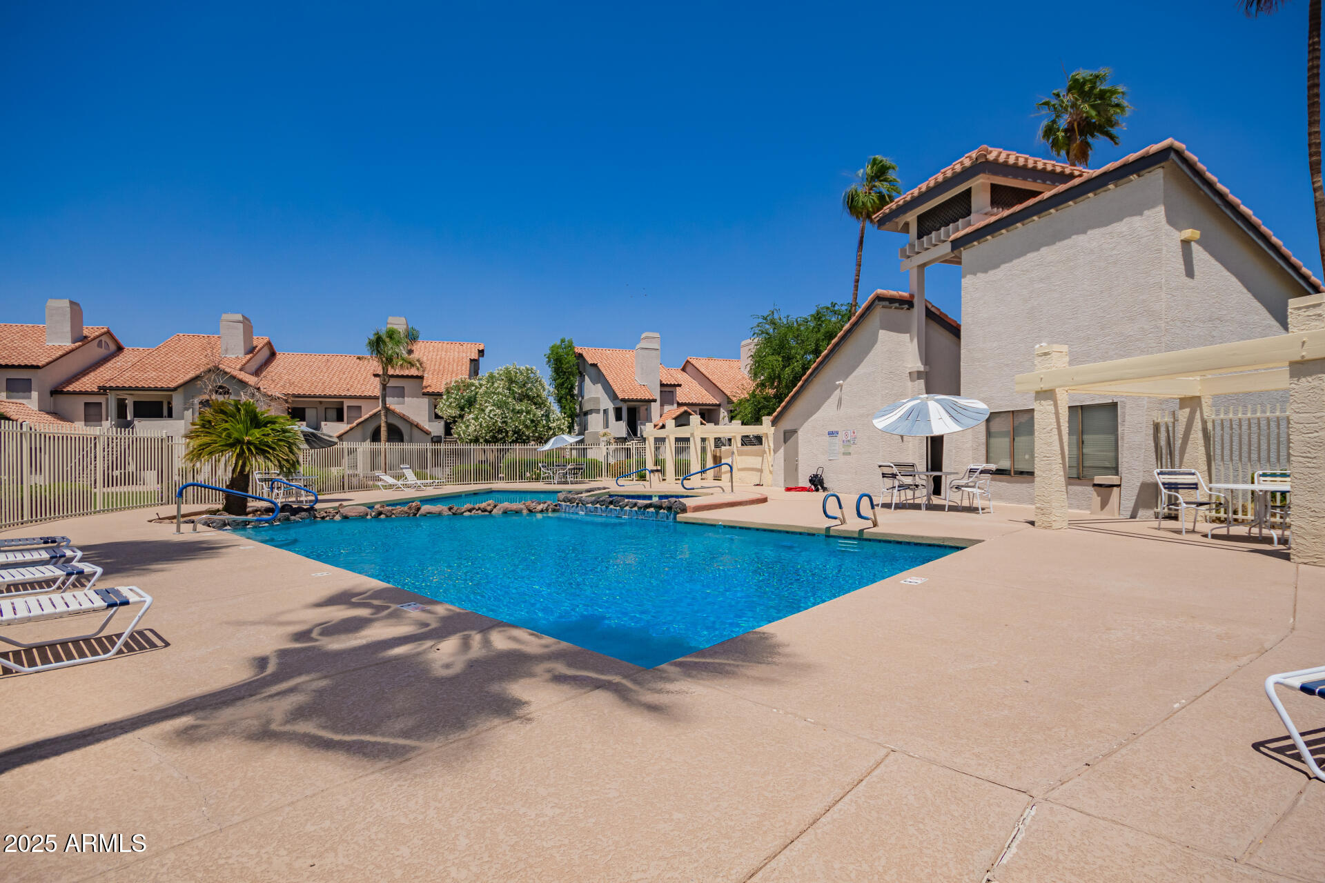 19820 N 13TH Avenue, 175