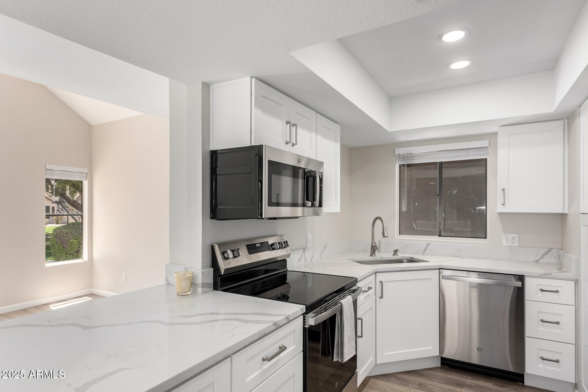 19820 N 13TH Avenue, 175