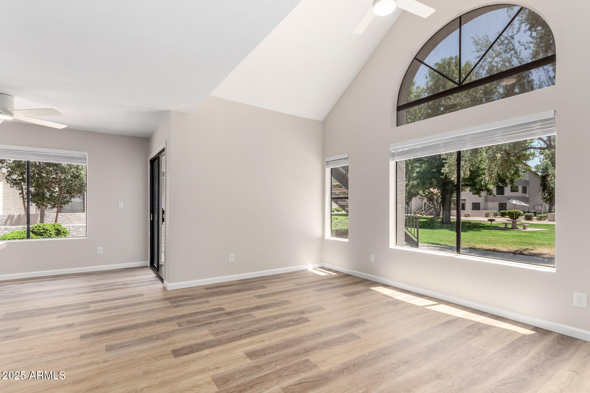 19820 N 13TH Avenue, 175