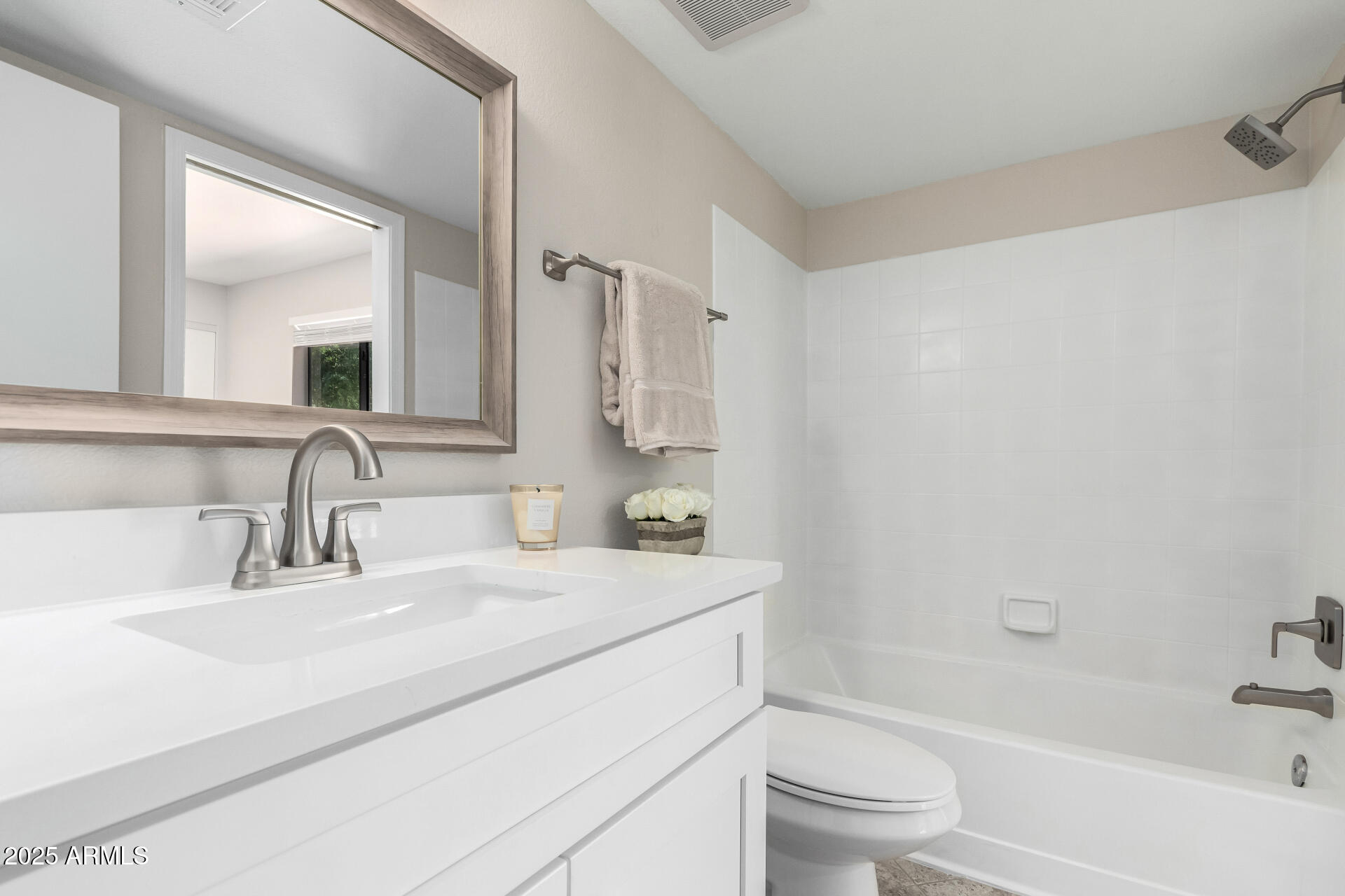 19820 N 13TH Avenue, 175