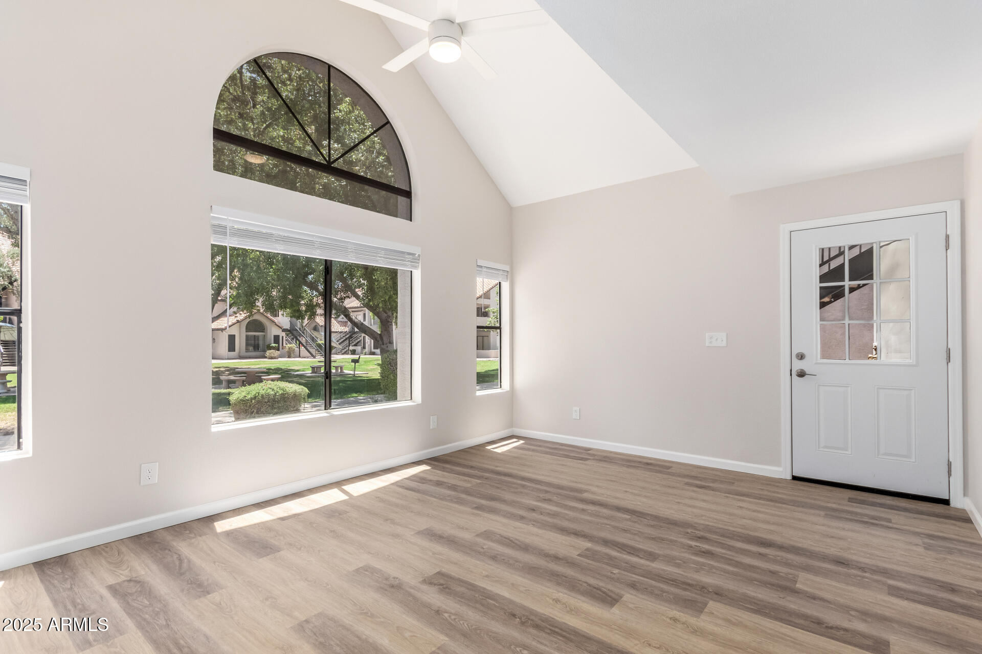 19820 N 13TH Avenue, 175