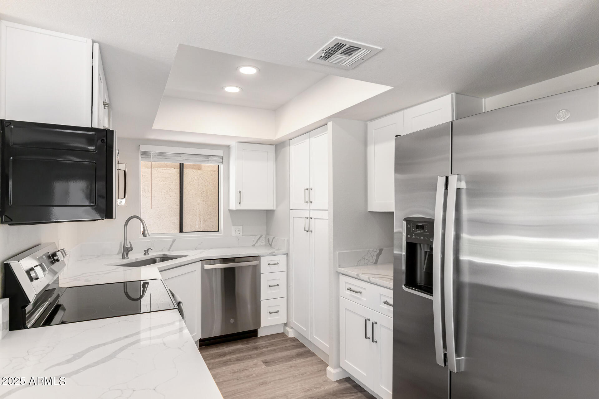 19820 N 13TH Avenue, 175