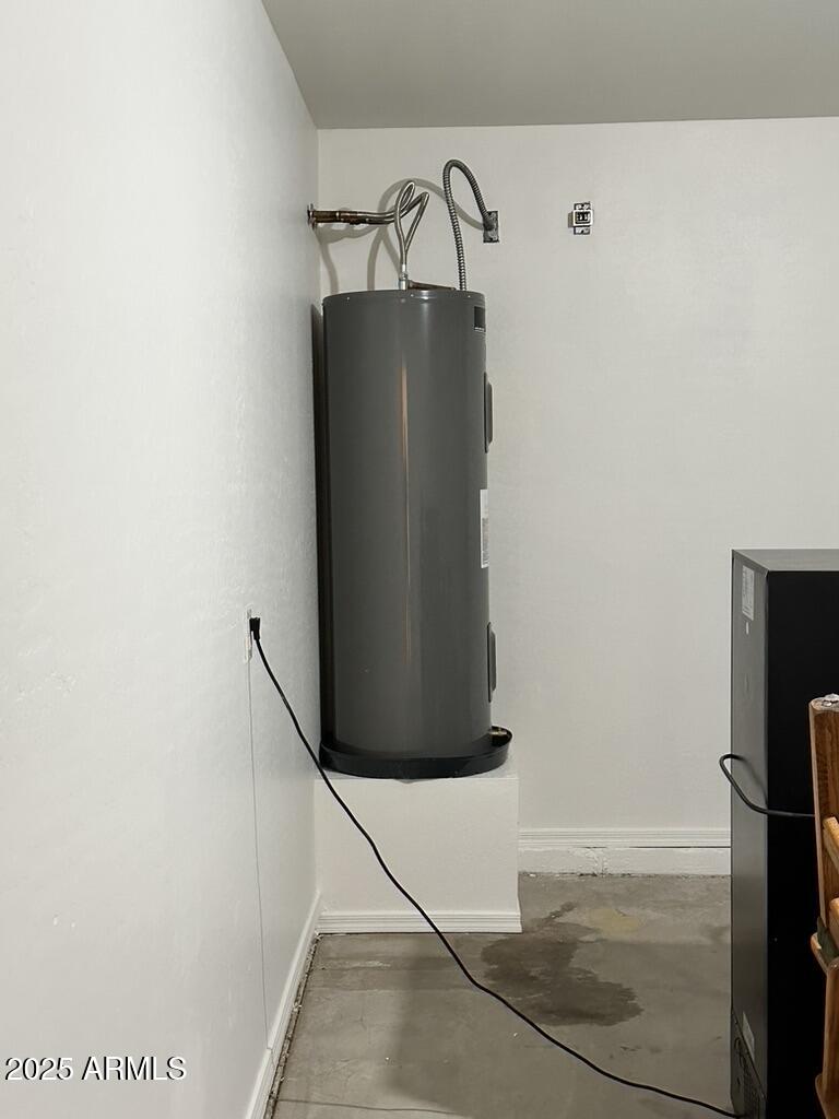 4322 E Cottonwood Lane