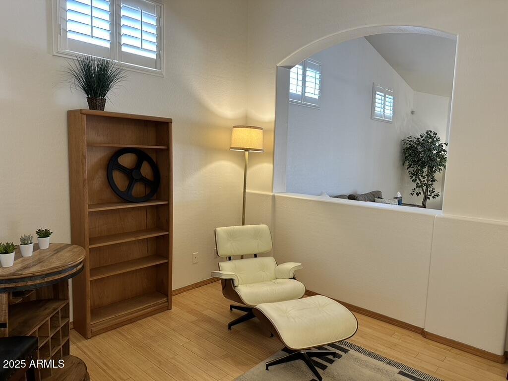 4322 E Cottonwood Lane