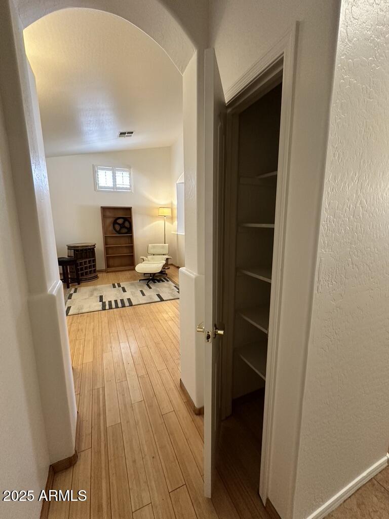 4322 E Cottonwood Lane