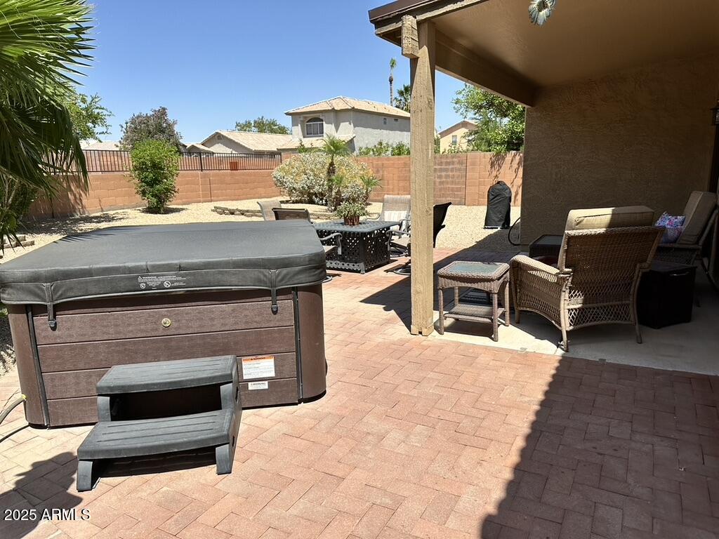 4322 E Cottonwood Lane