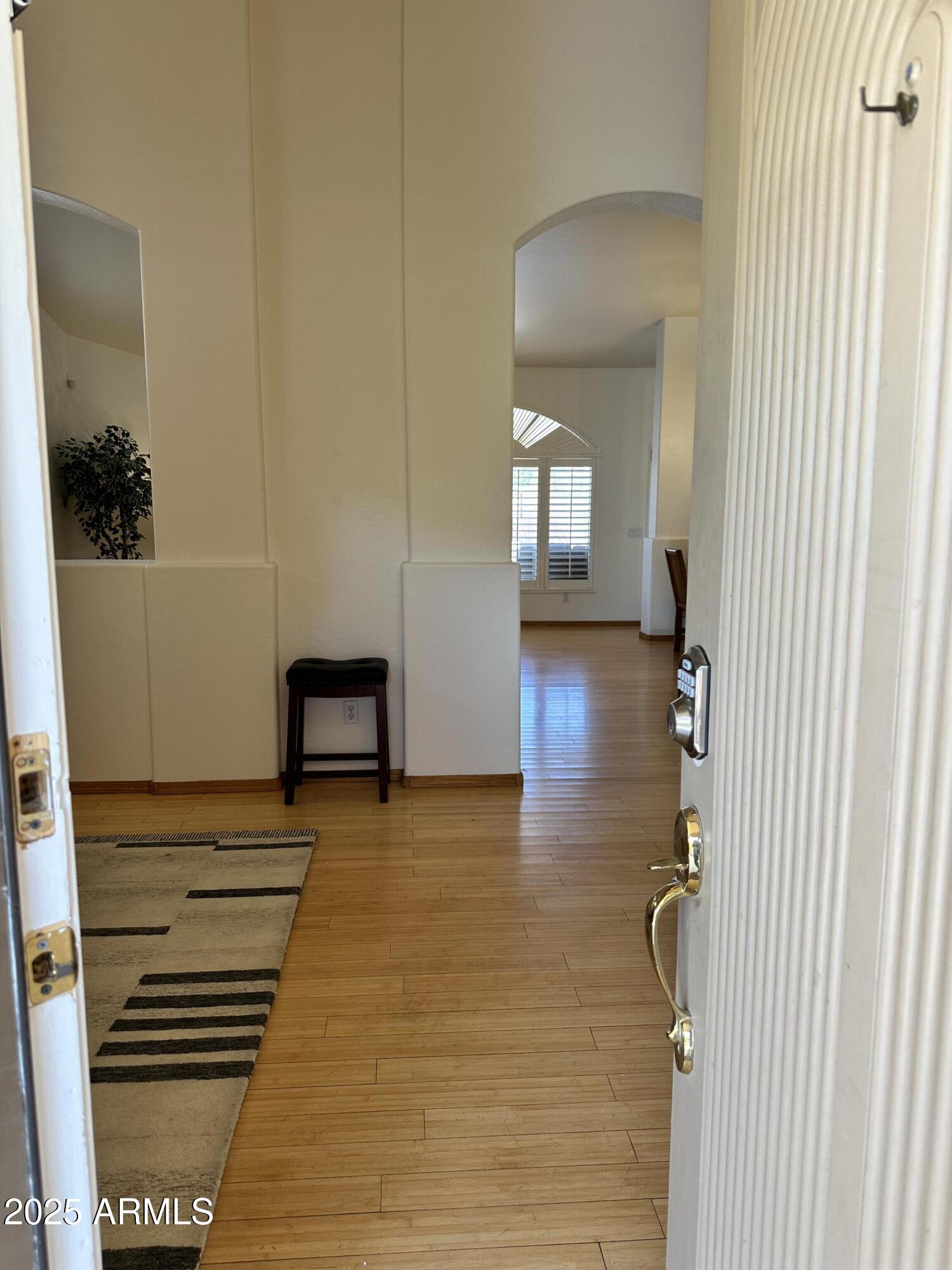 4322 E Cottonwood Lane