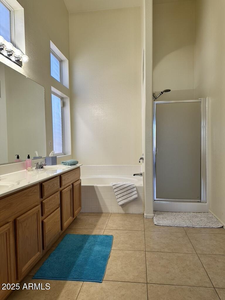 4322 E Cottonwood Lane