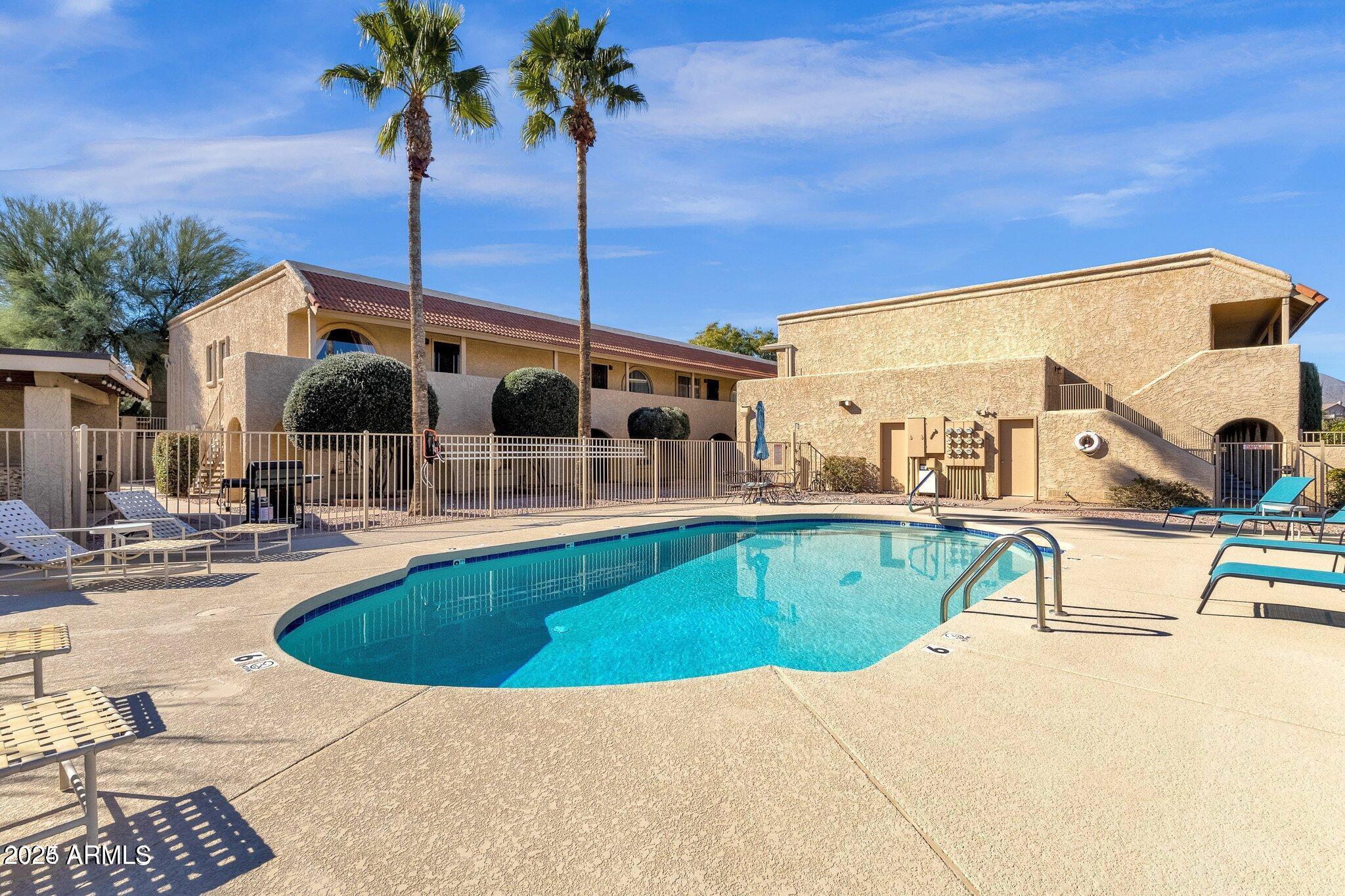 12635 N LA MONTANA Drive, 5