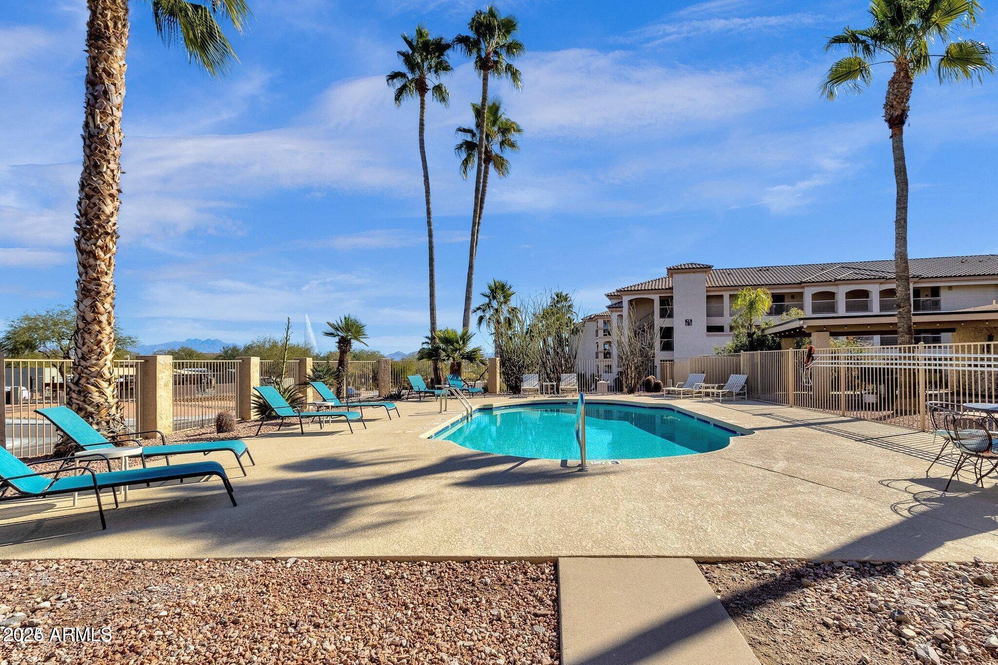 12635 N LA MONTANA Drive, 5