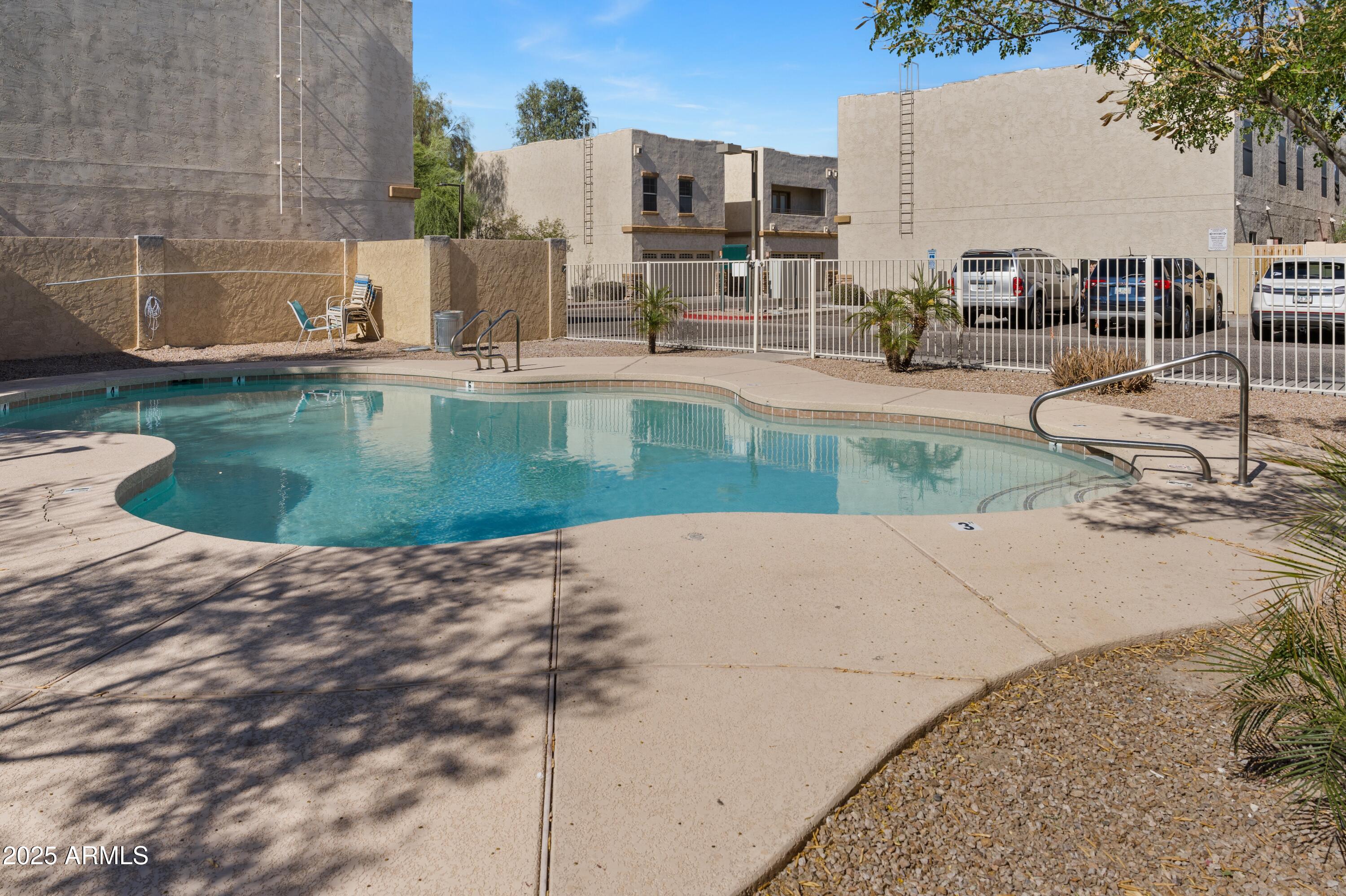 15818 N 25TH Street, 110