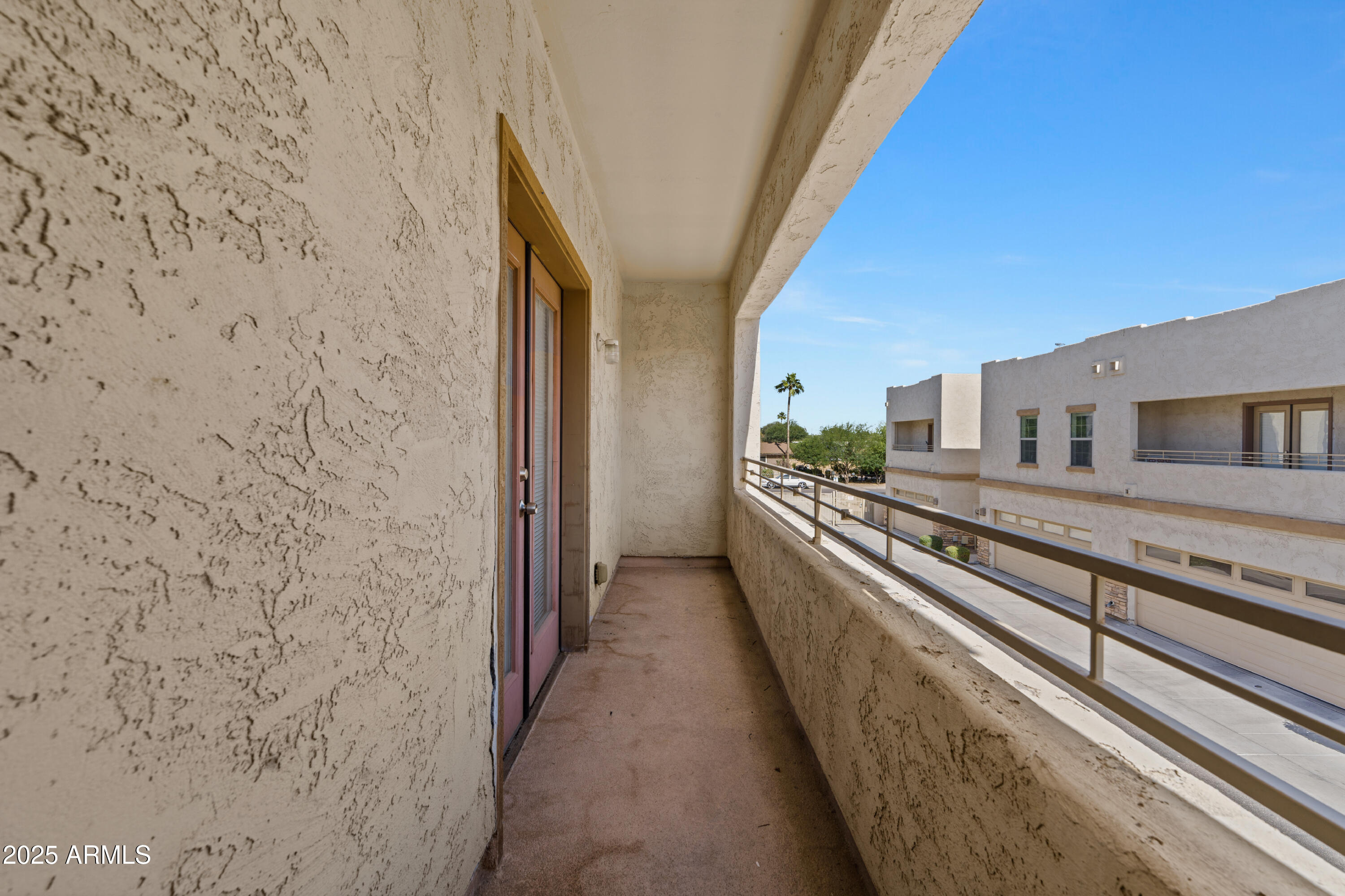 15818 N 25TH Street, 110