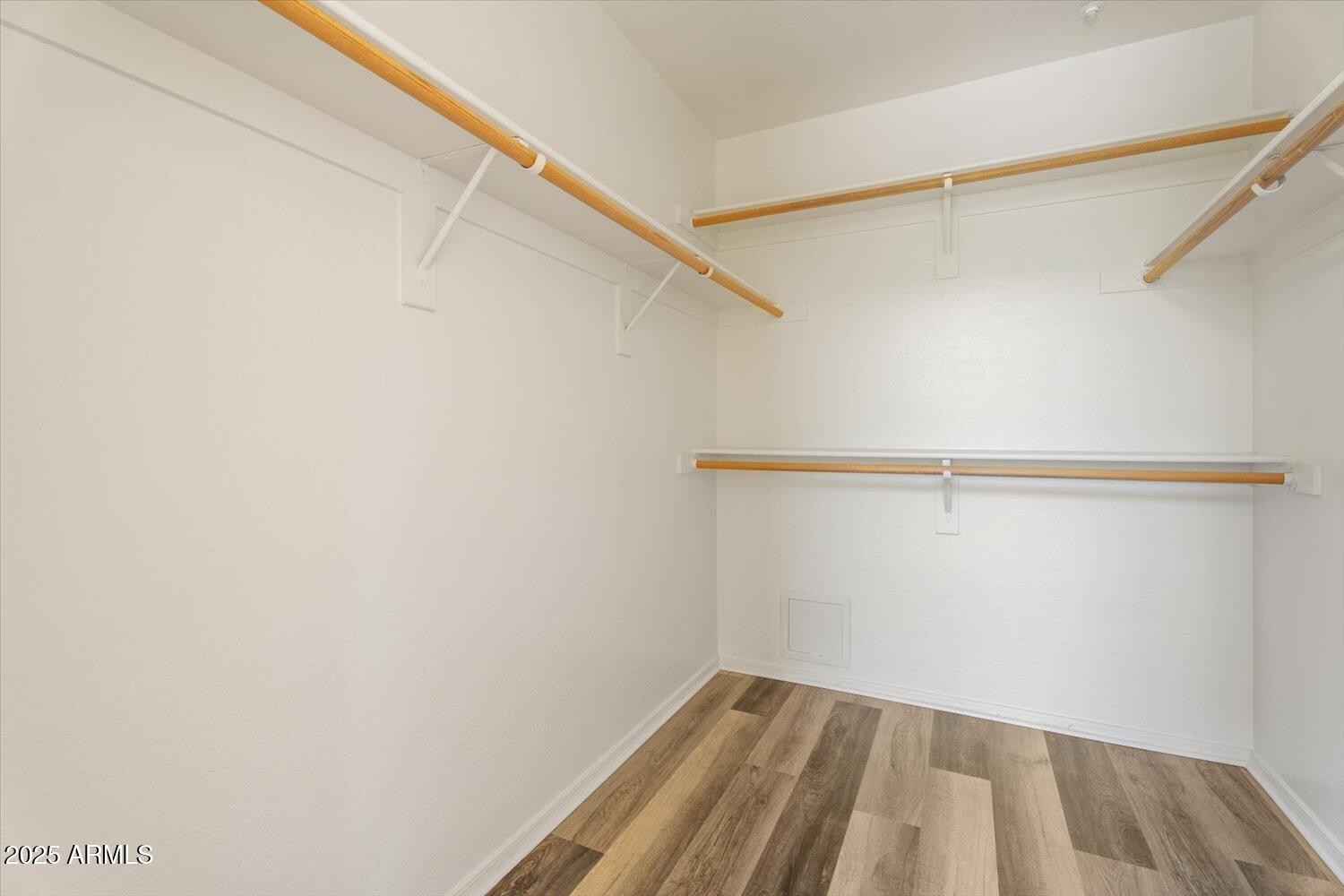 10226 E PINE VALLEY Road