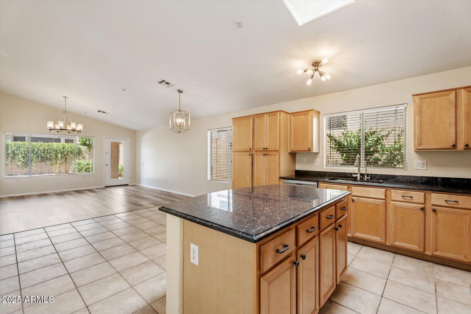 10226 E PINE VALLEY Road