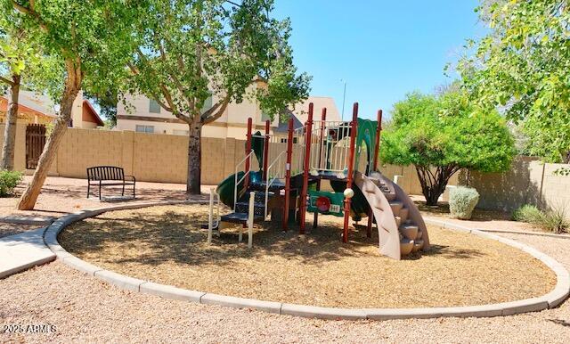 1914 S BROOKS Circle