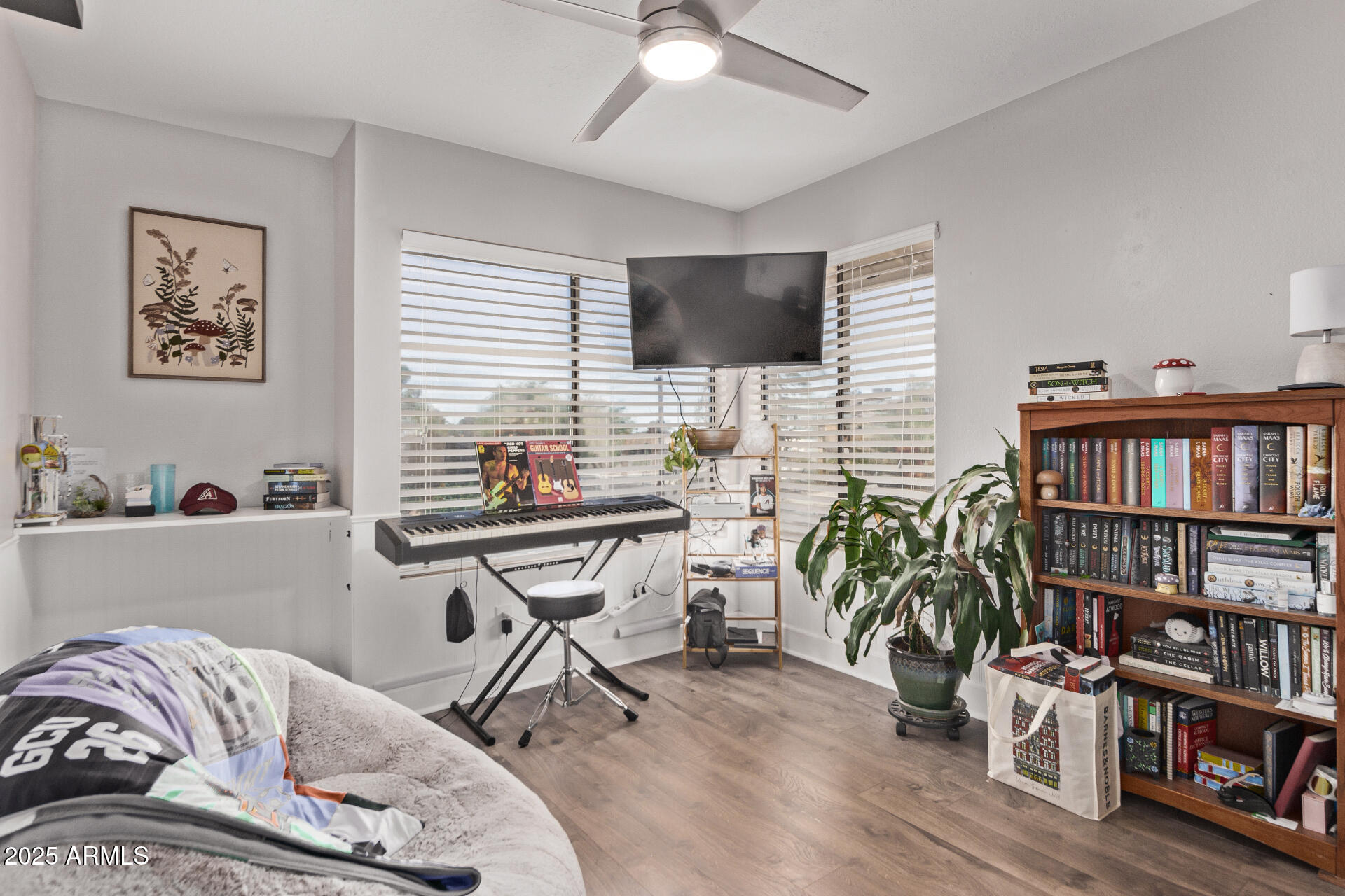 1914 S BROOKS Circle