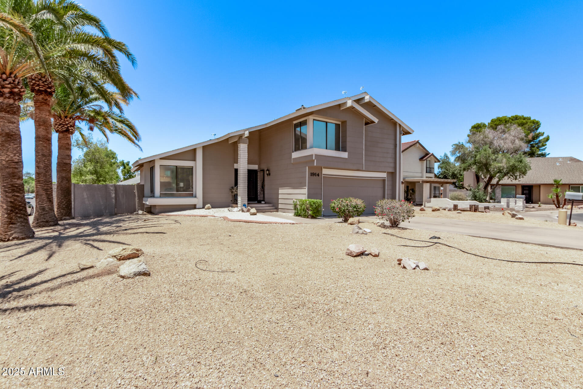 1914 S BROOKS Circle