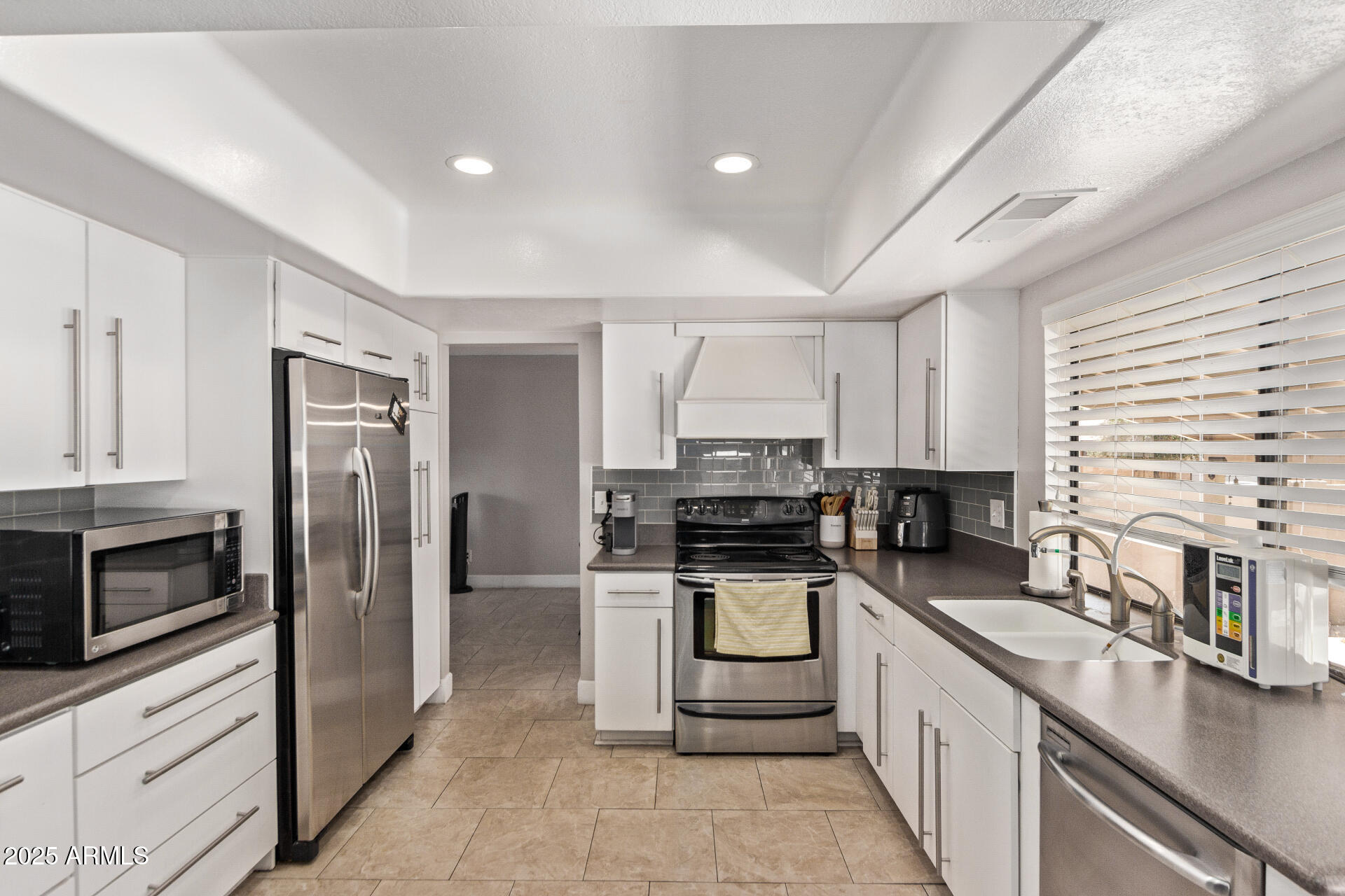 1914 S BROOKS Circle