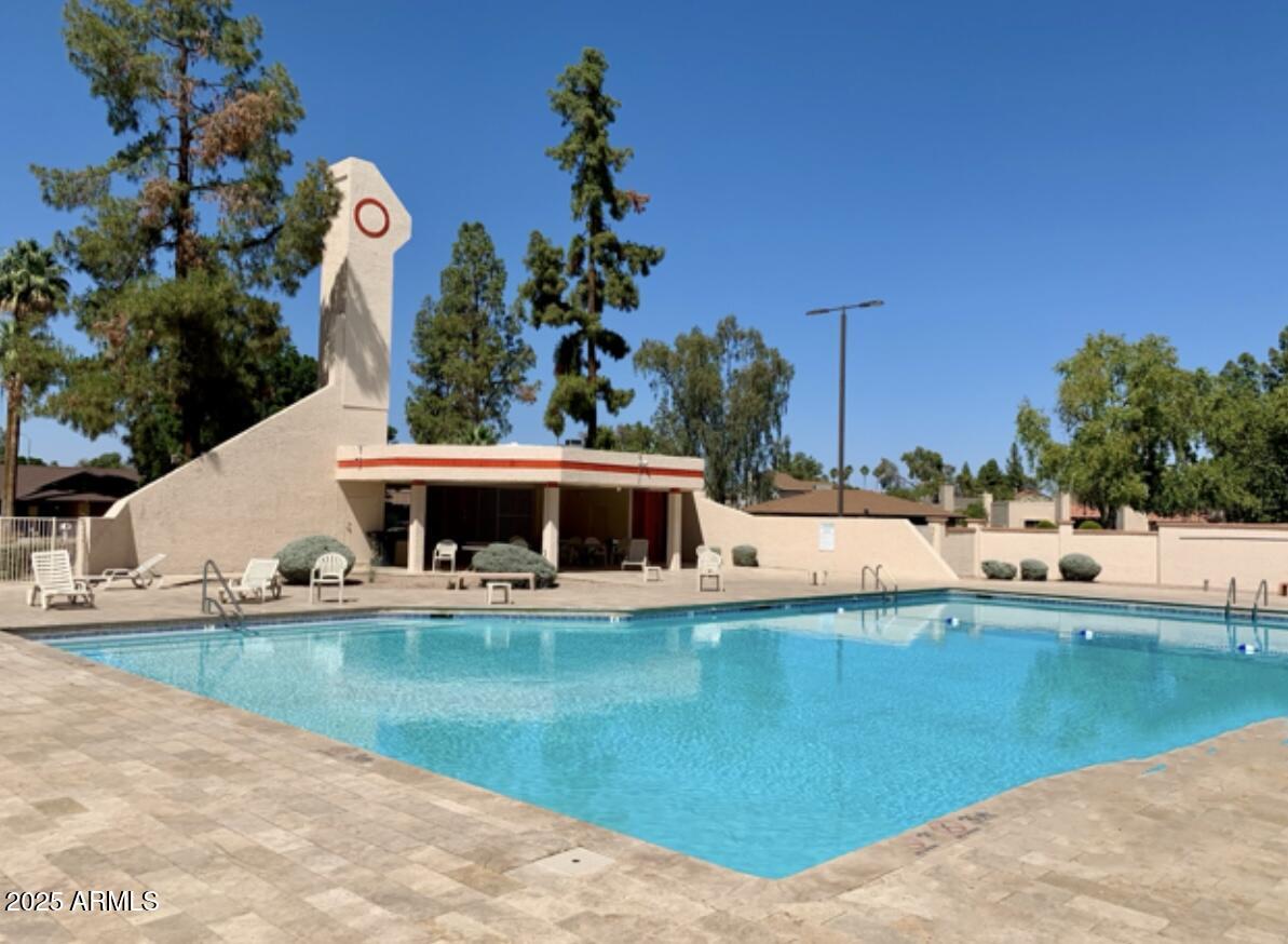 1914 S BROOKS Circle