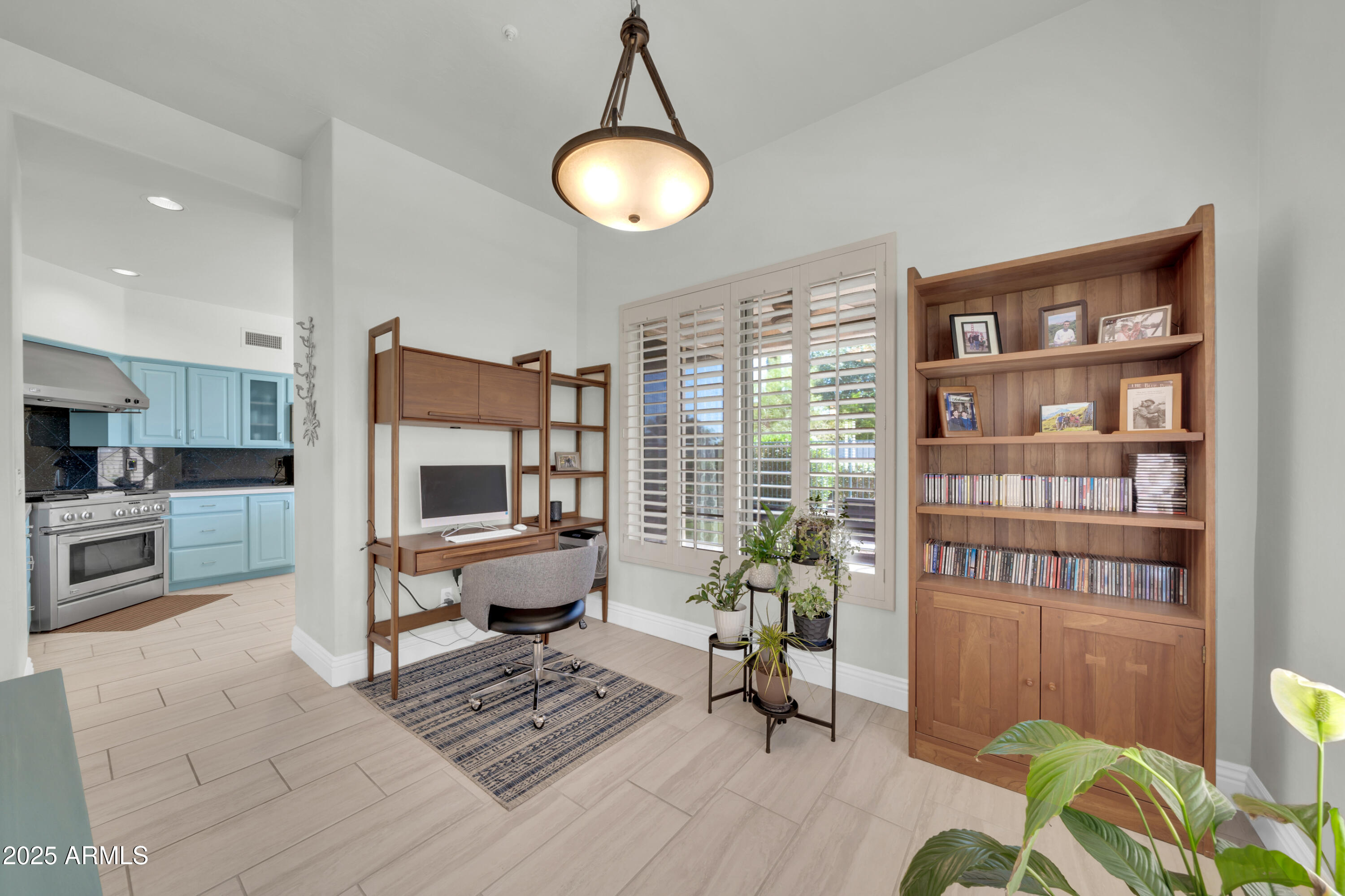 8180 E SHEA Boulevard, 1019