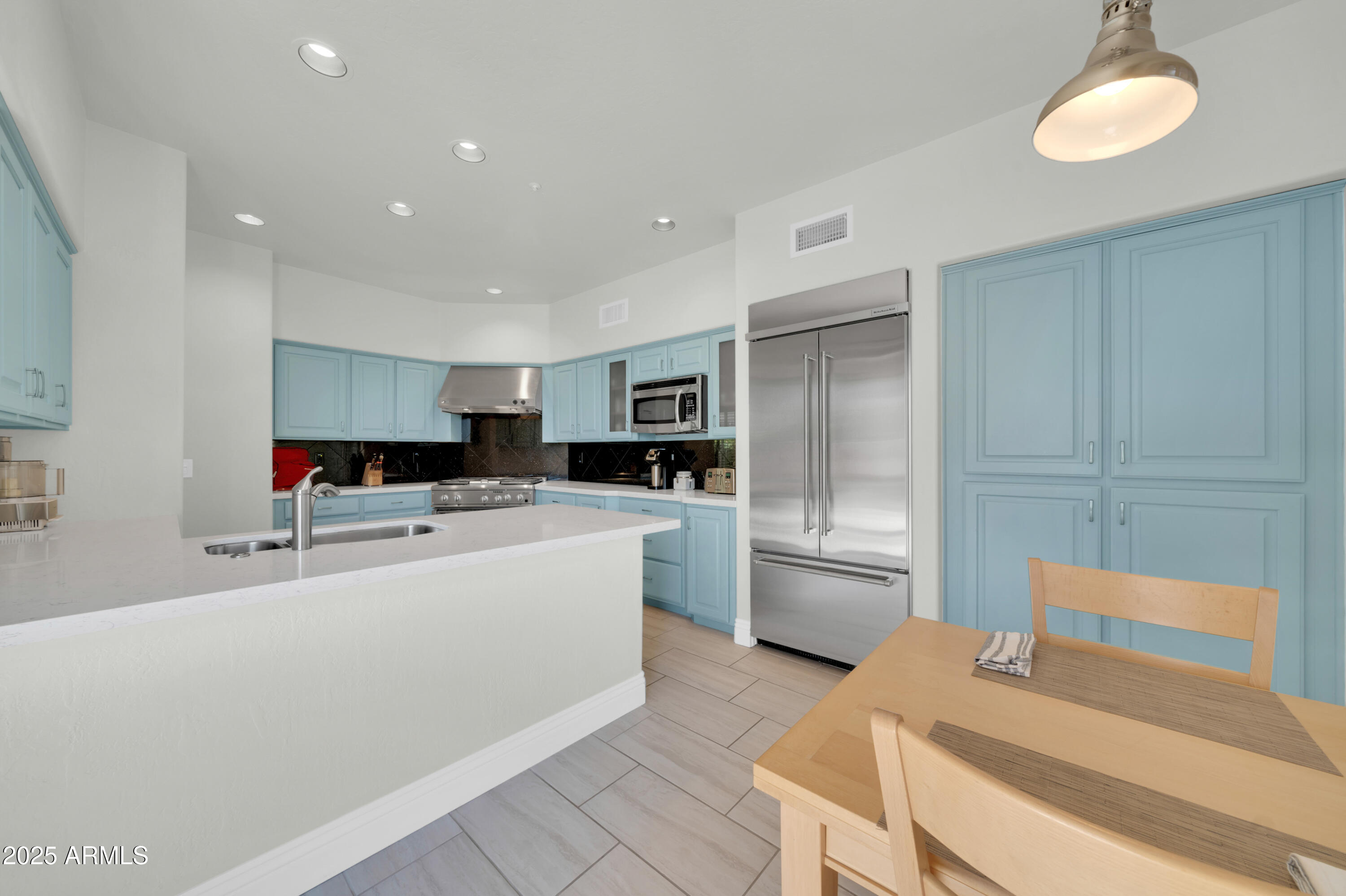 8180 E SHEA Boulevard, 1019