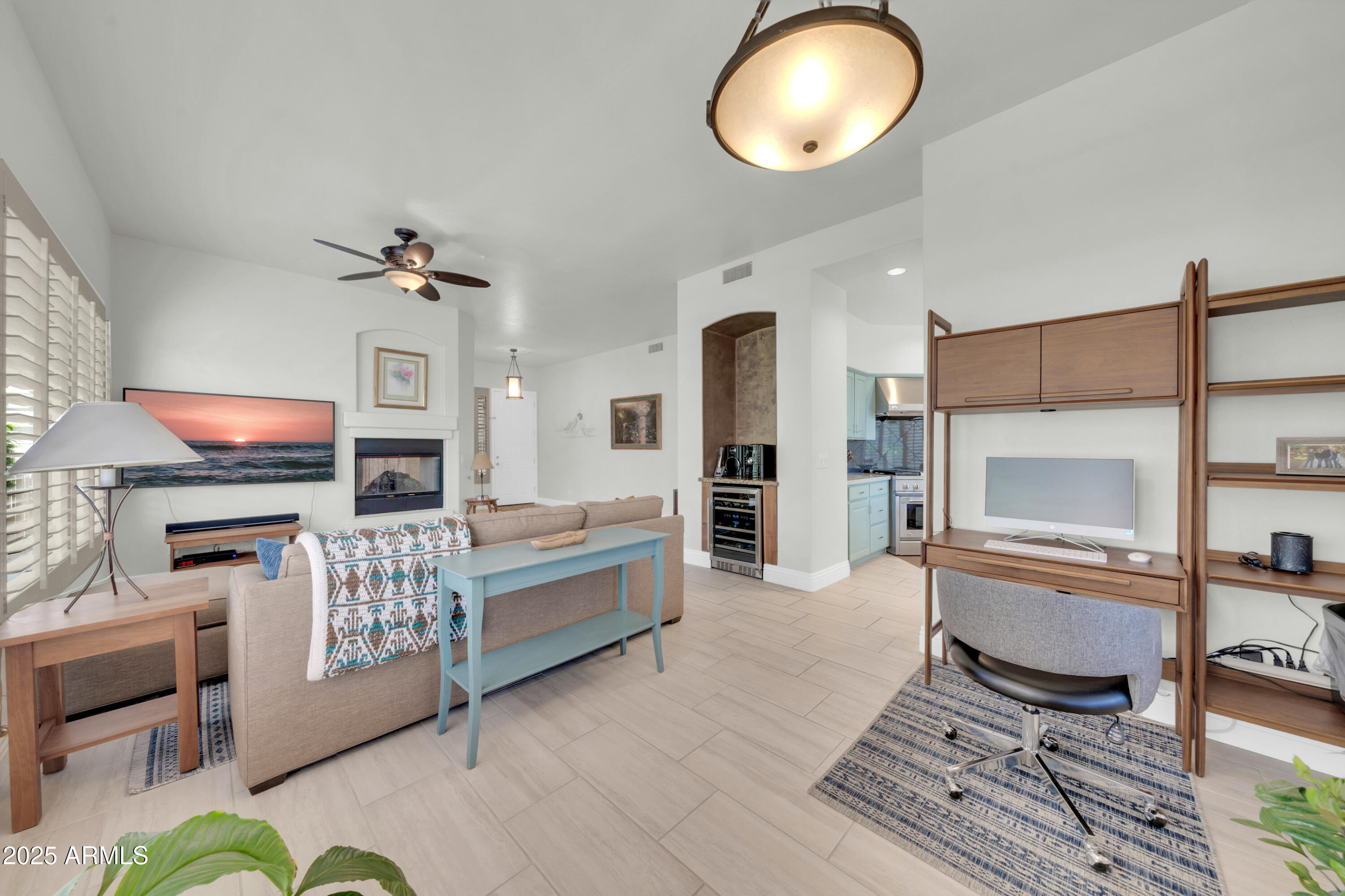 8180 E SHEA Boulevard, 1019