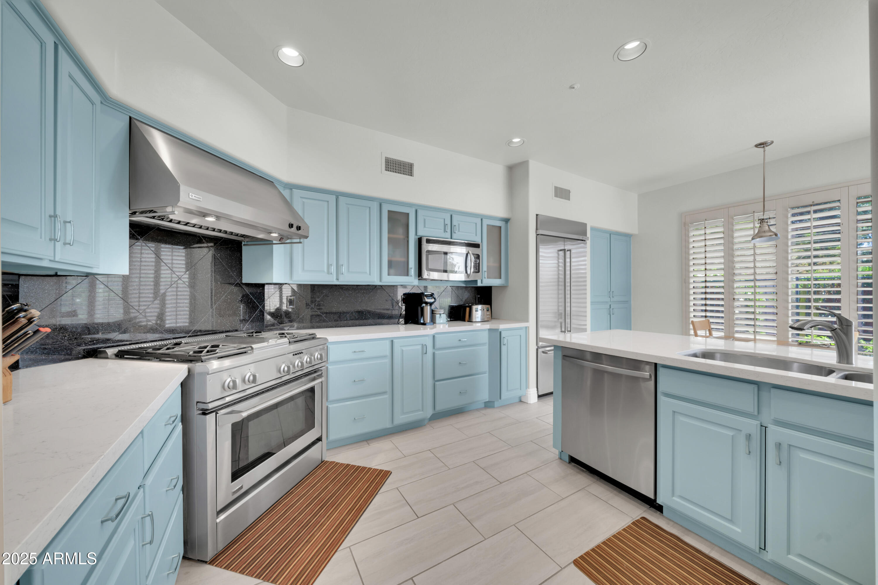 8180 E SHEA Boulevard, 1019