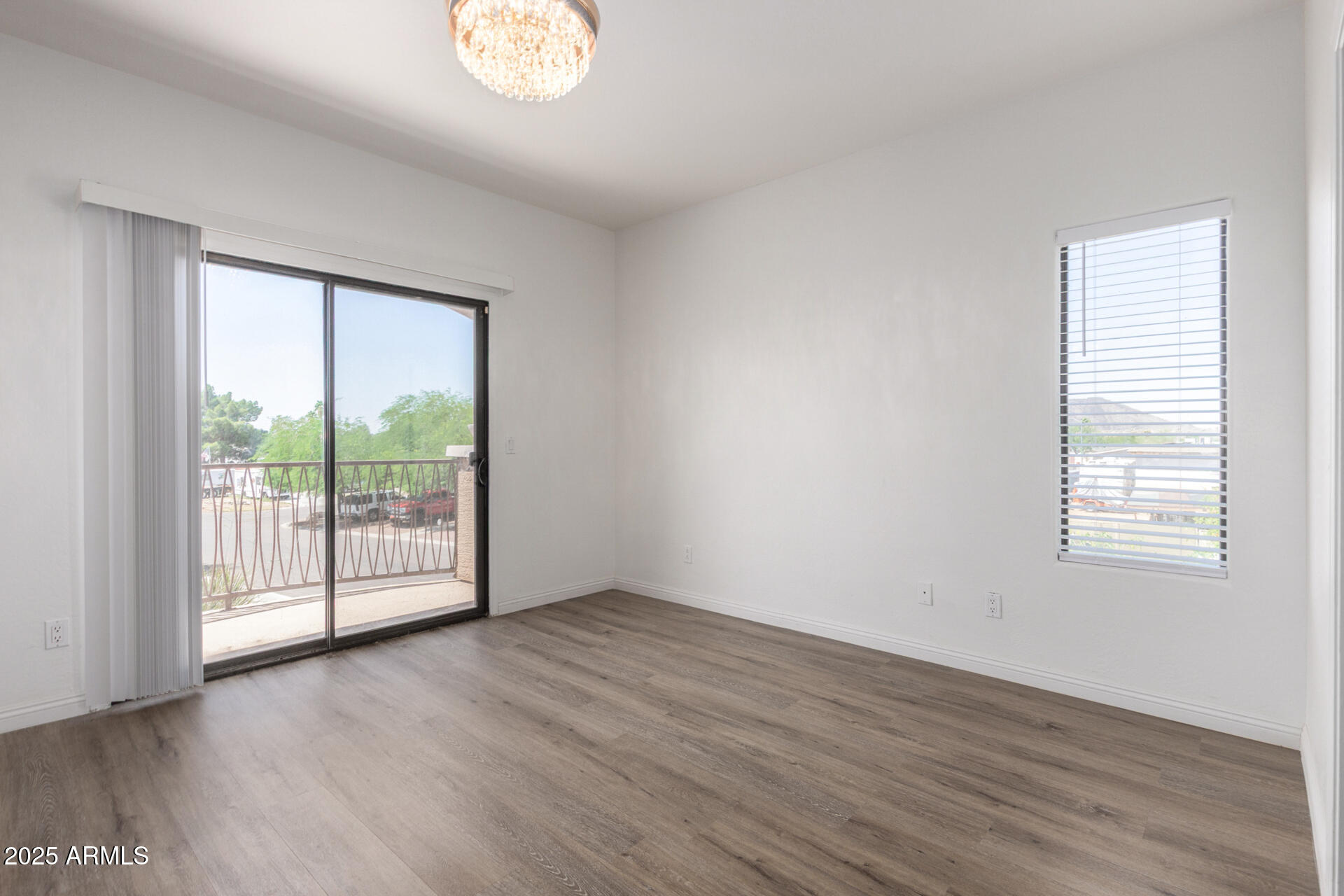 21655 N 36TH Avenue, 131