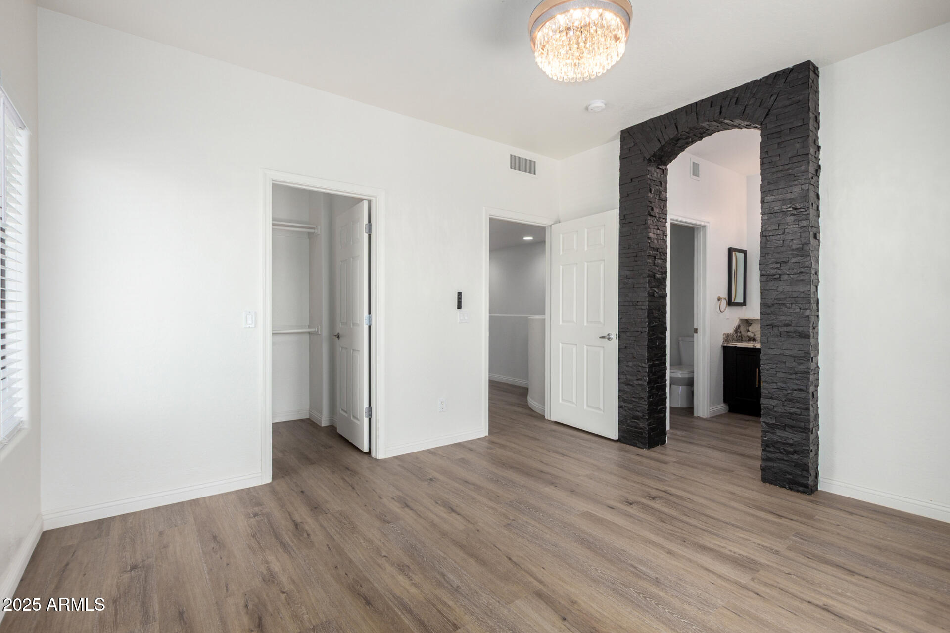 21655 N 36TH Avenue, 131